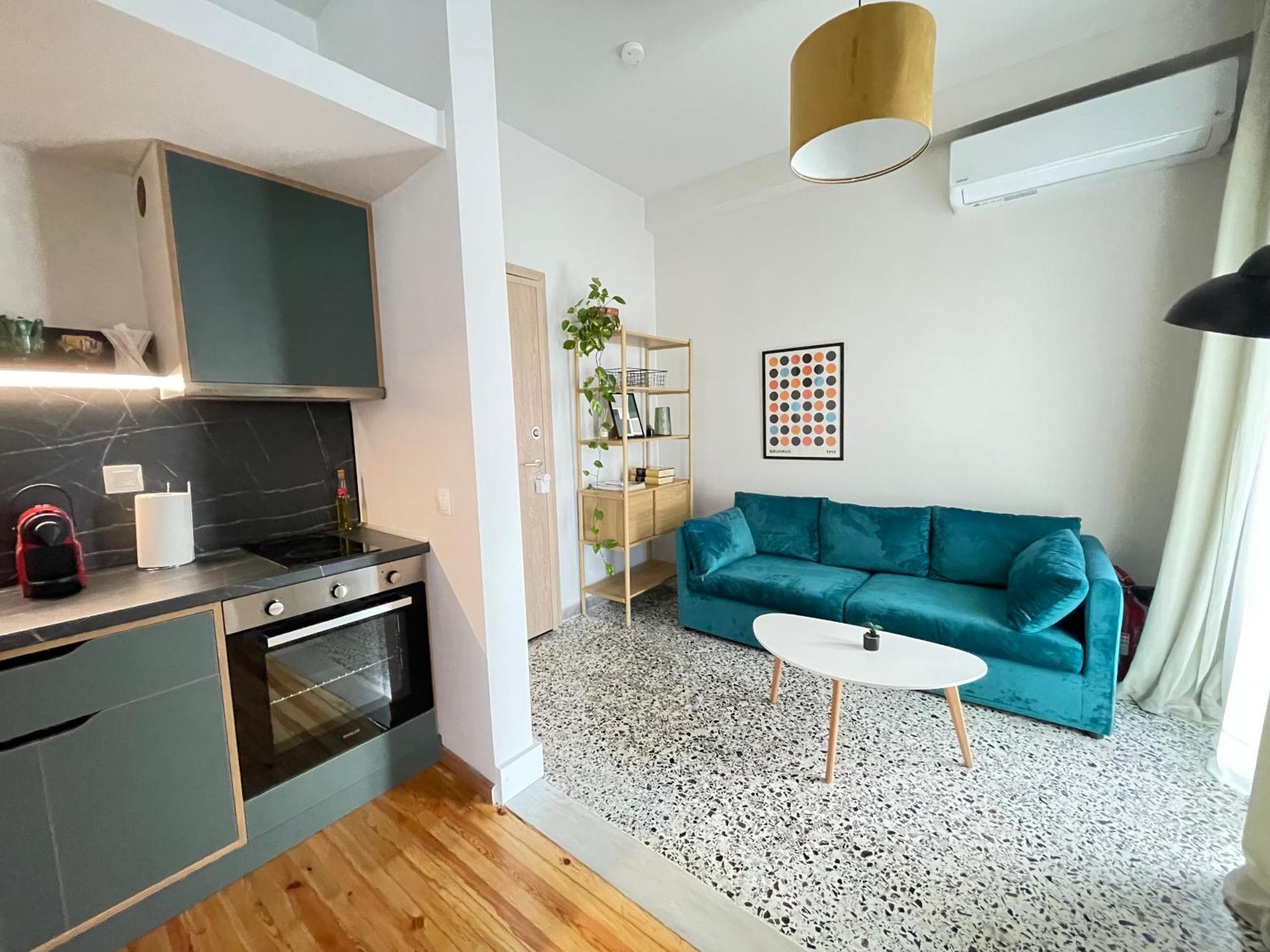 19 Living Apartment