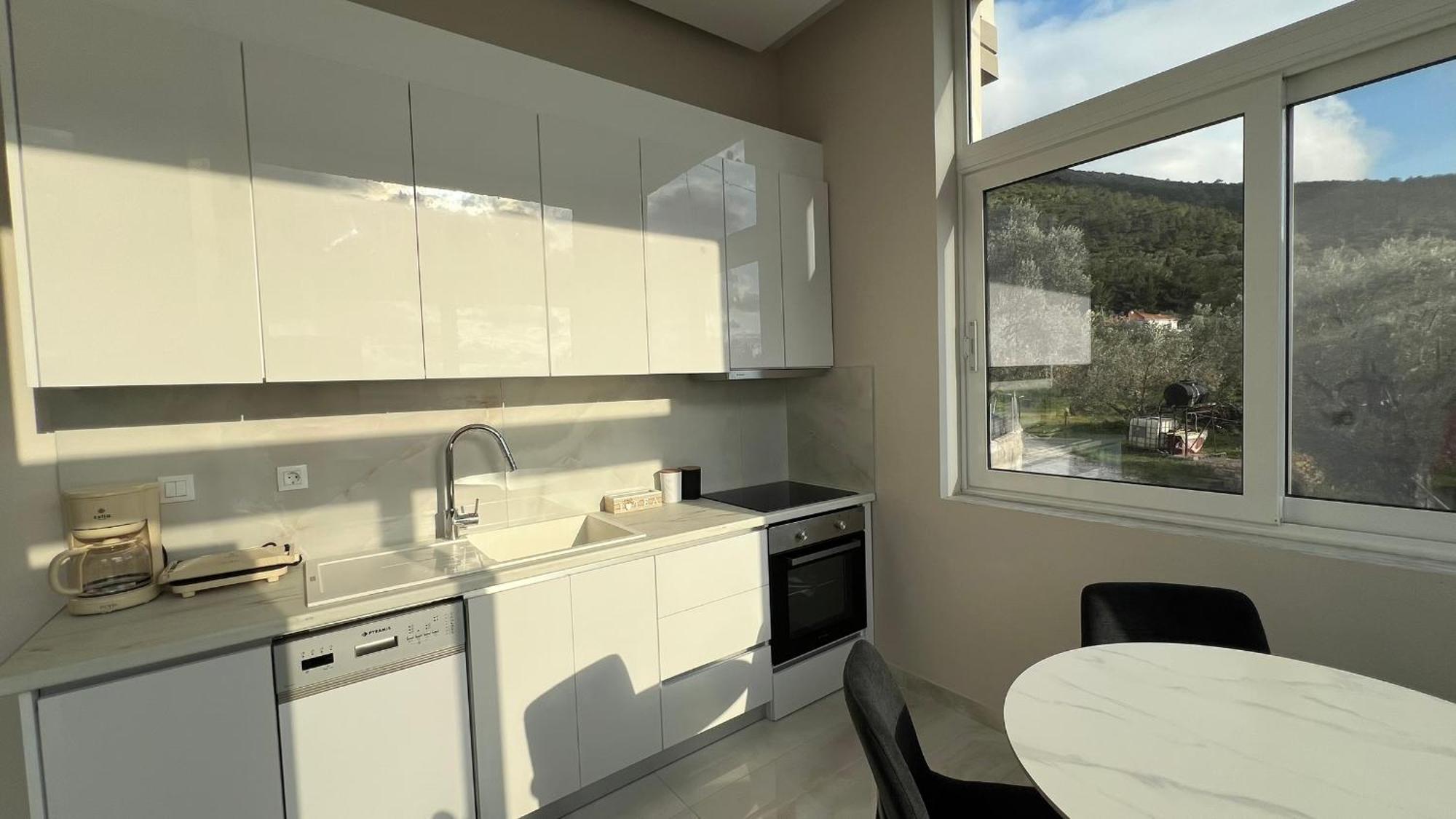 Presidential Sea View Apartment Mytilene