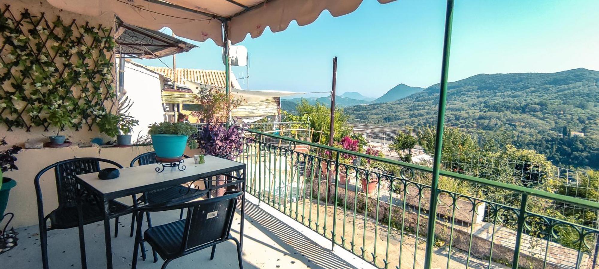 Holiday home Nanas Mountain View House *