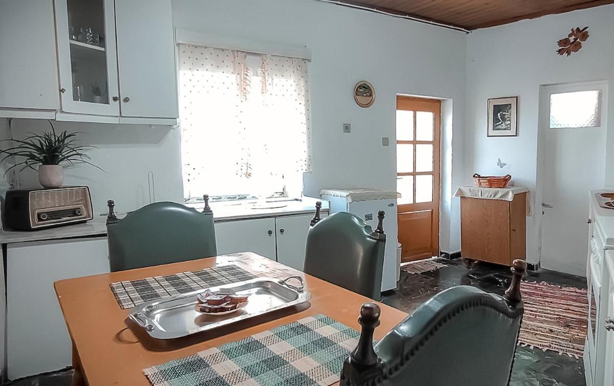 Holiday home Nanas Mountain View House