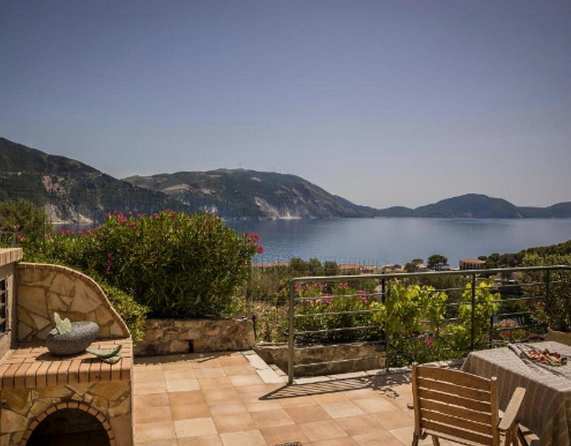 Villa Bhv Agapi 2 Bedrooms Assos Erisos Kefalonia *