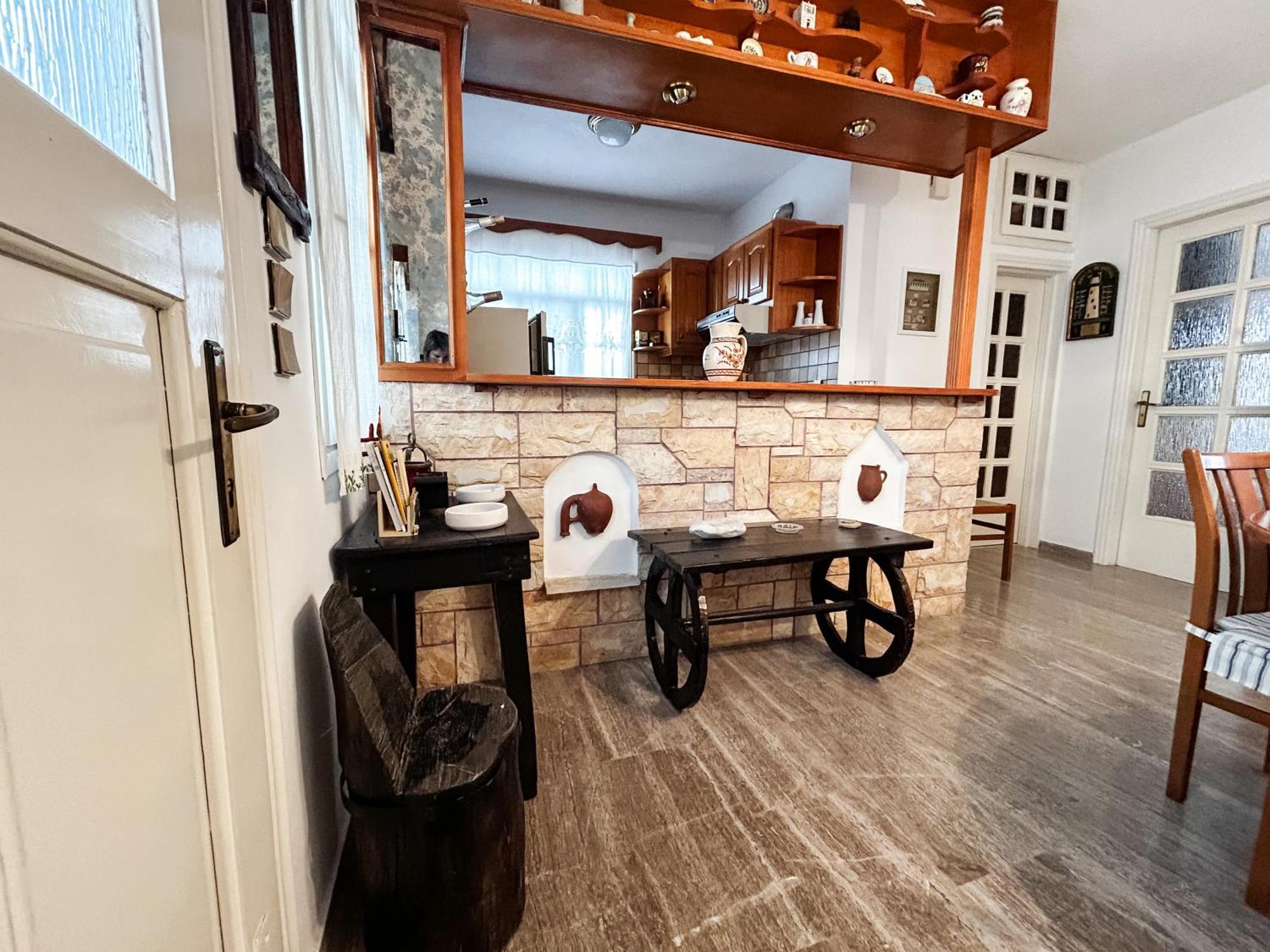 Dryades House In Kinidaros * Naxos City