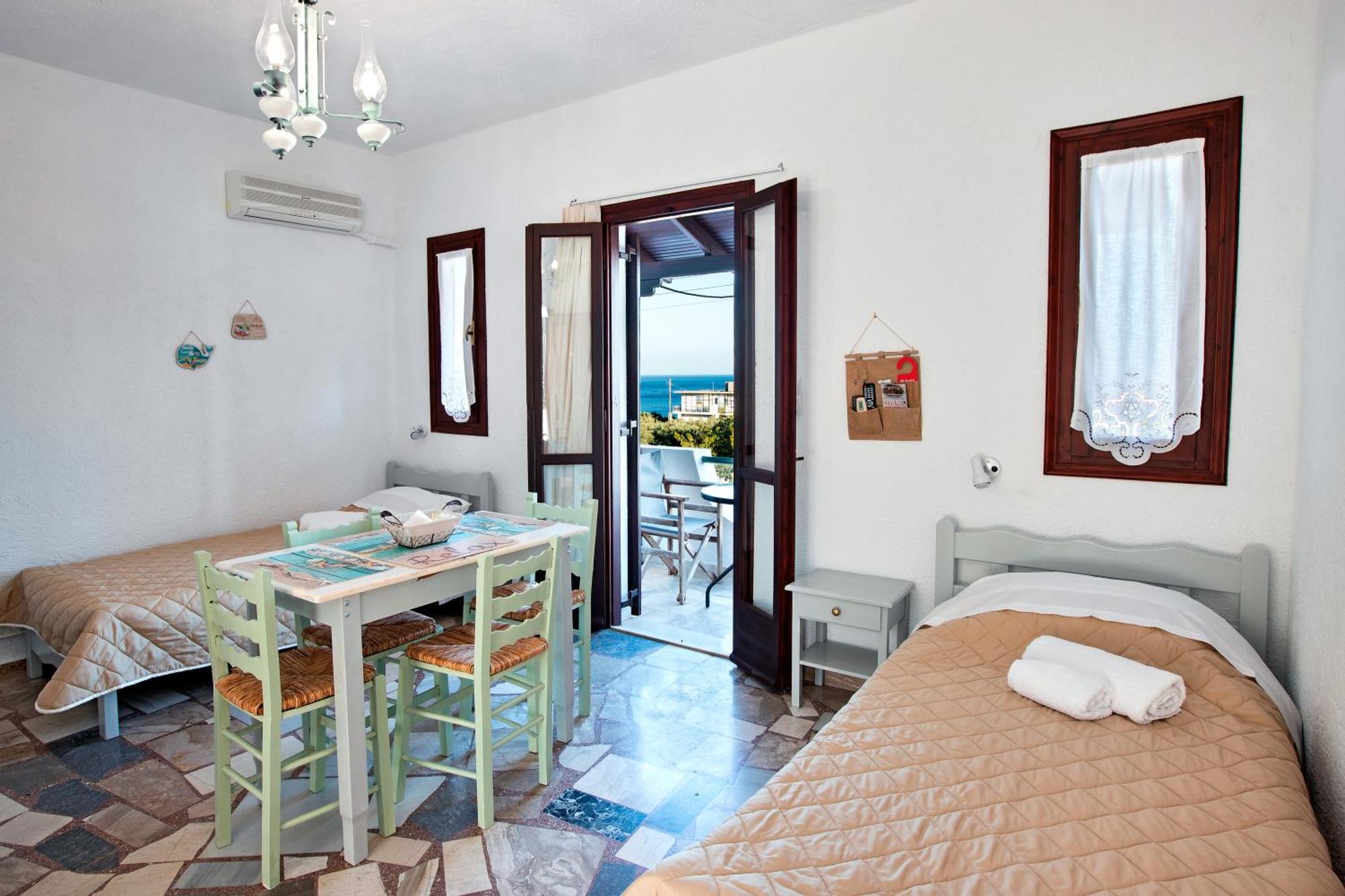 With Sea View - Creta Ferma