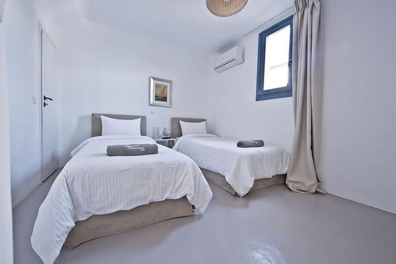 Lkm 2 Bed Pareja Ii Panormos