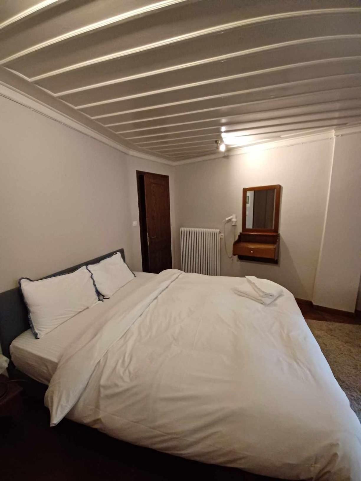 En Chora Vezitsa Guest house Vitsa