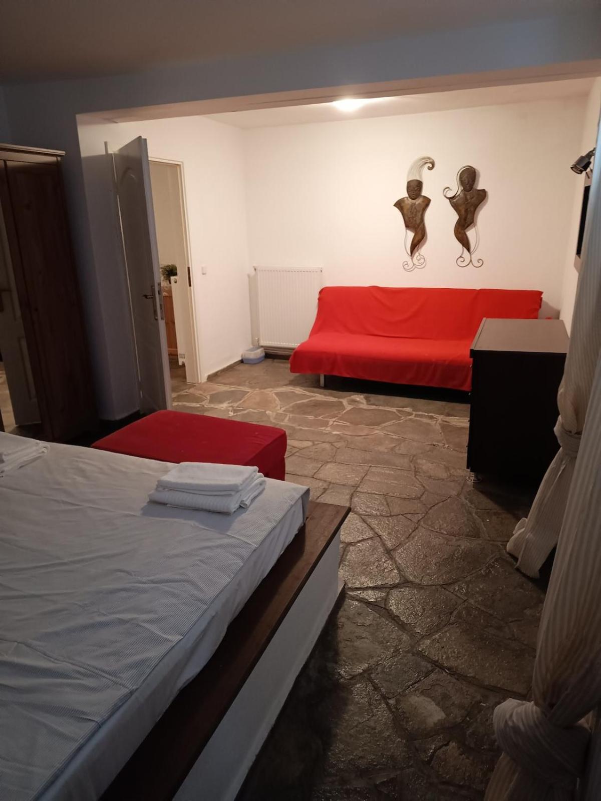 Holiday home Elegant Maisonette In