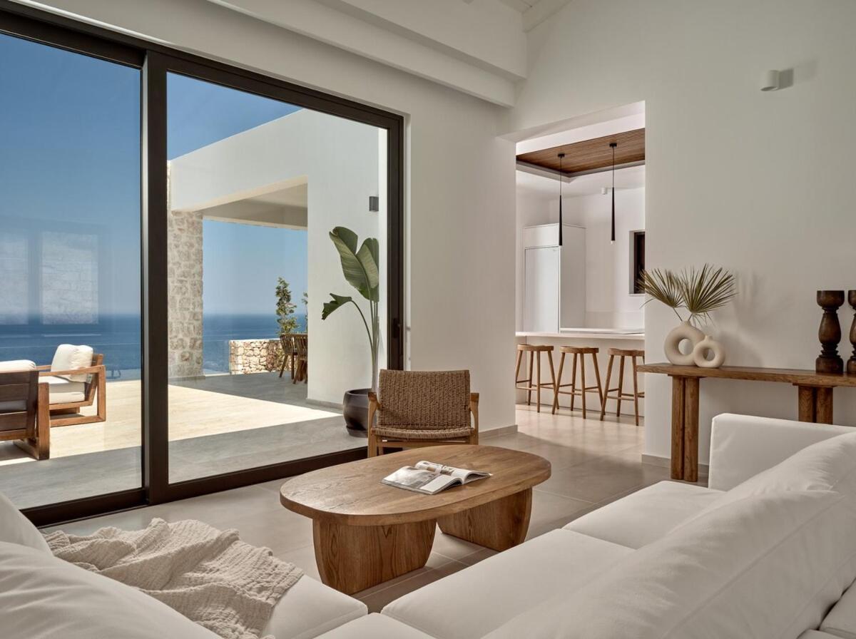 Veda Luxury With Infinity Pool, Jacuzzi And Outdoor Stone Bath Villa