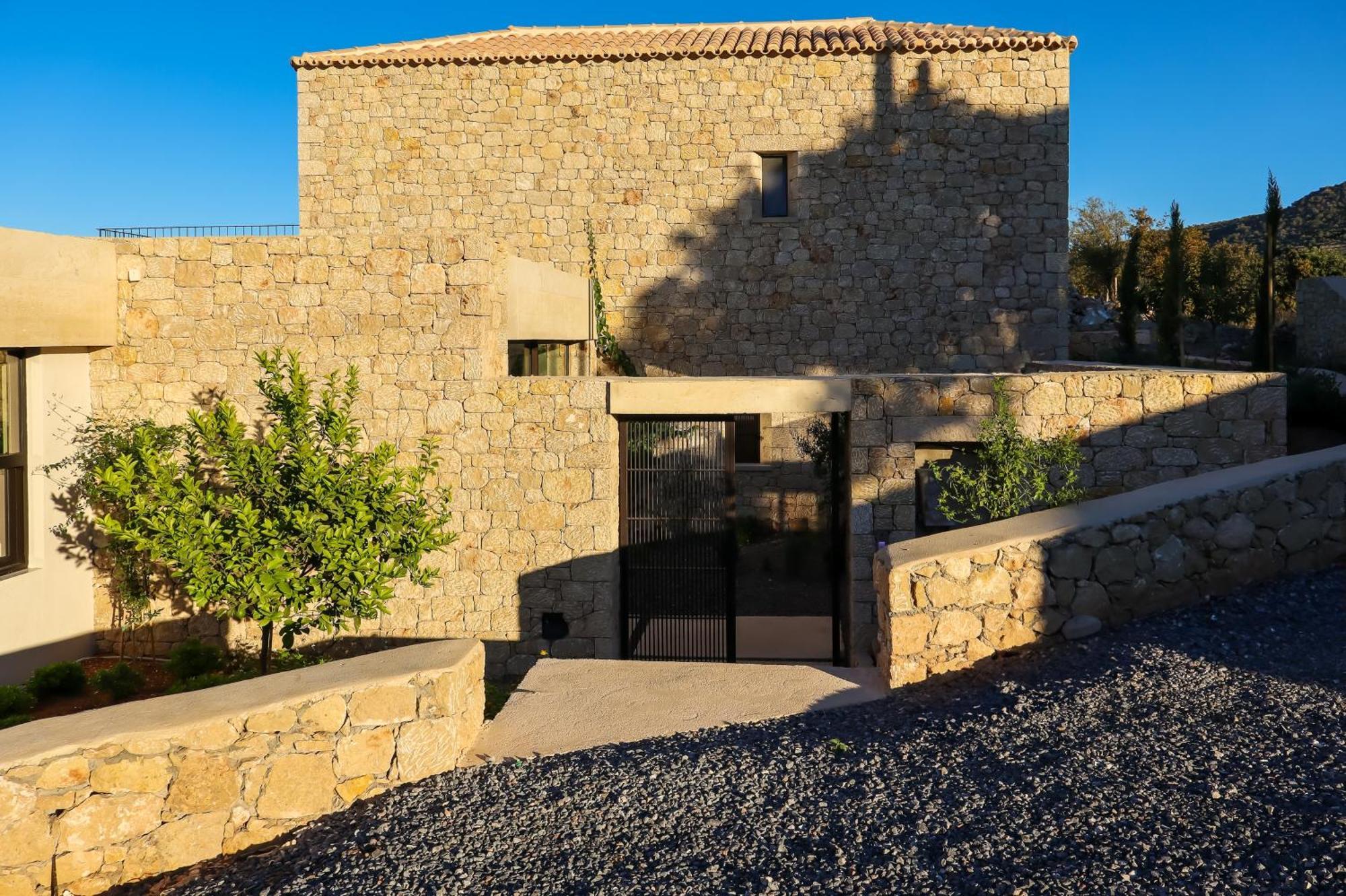 Villa Mantri Villa, A Celestial Retreat With Endless Blue, By Thinkvilla Neokhorion (Messenia)