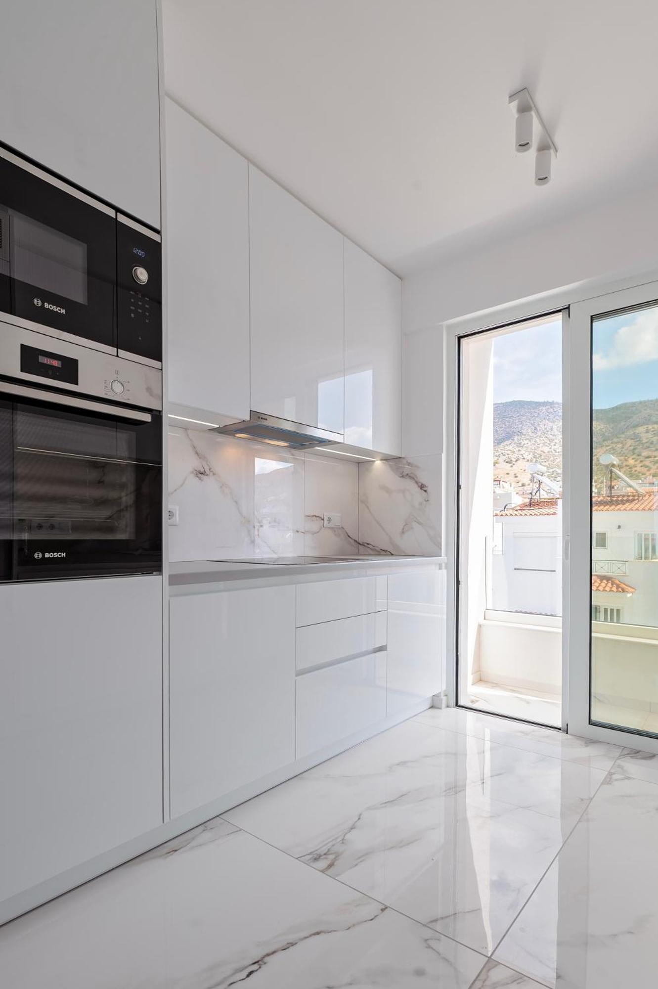 Dream View Maisonette Glyfada With Jacuzzi Apartment