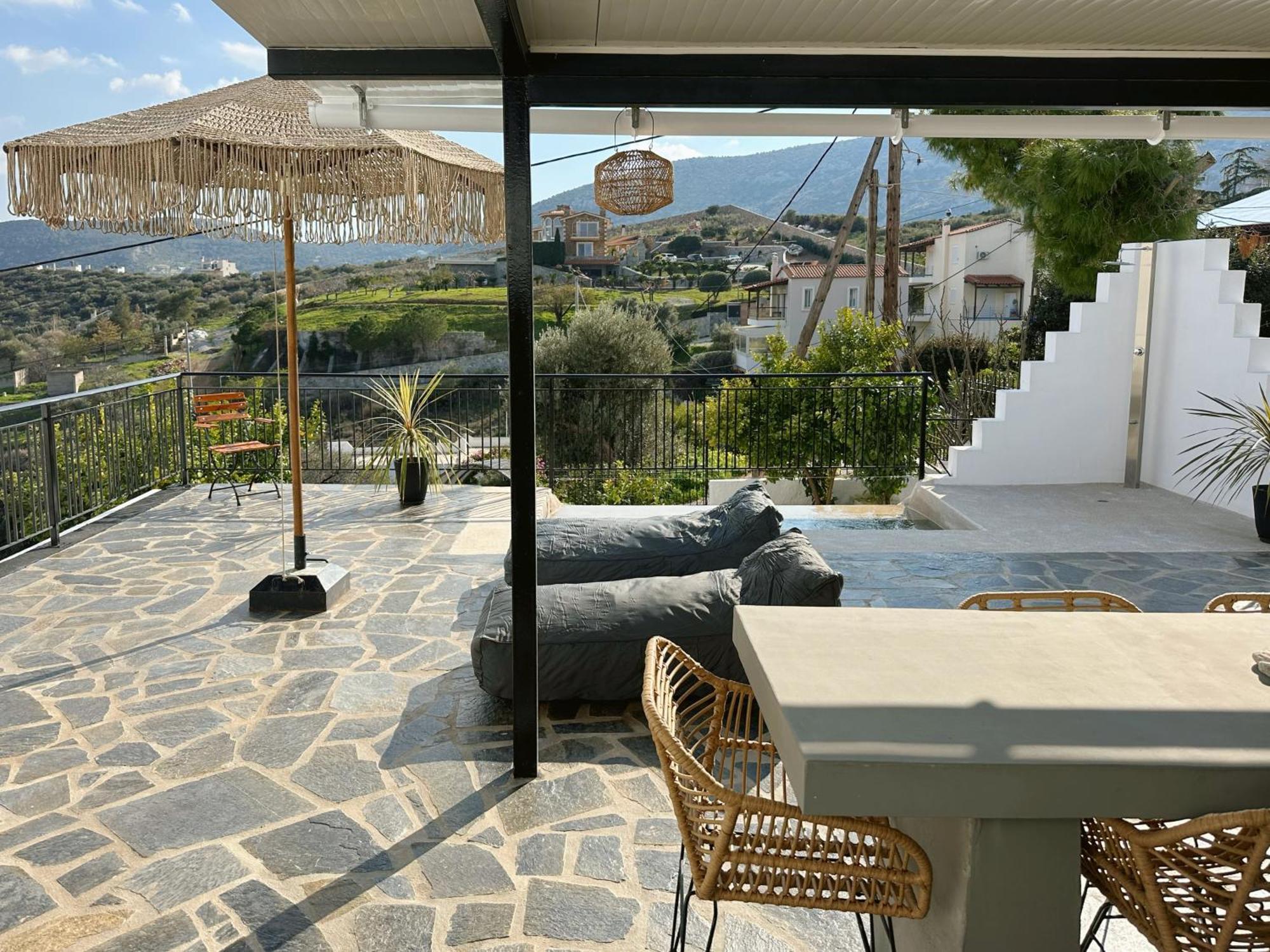 Holiday home Elysian Sunrise Retreat With Pool