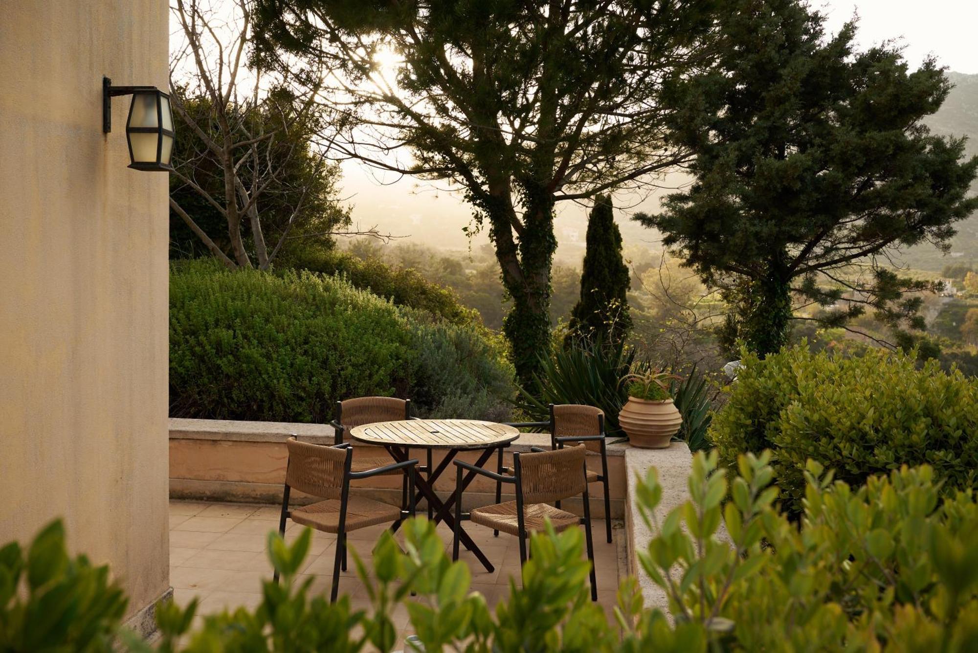 Eliathos Hillside Retreat *