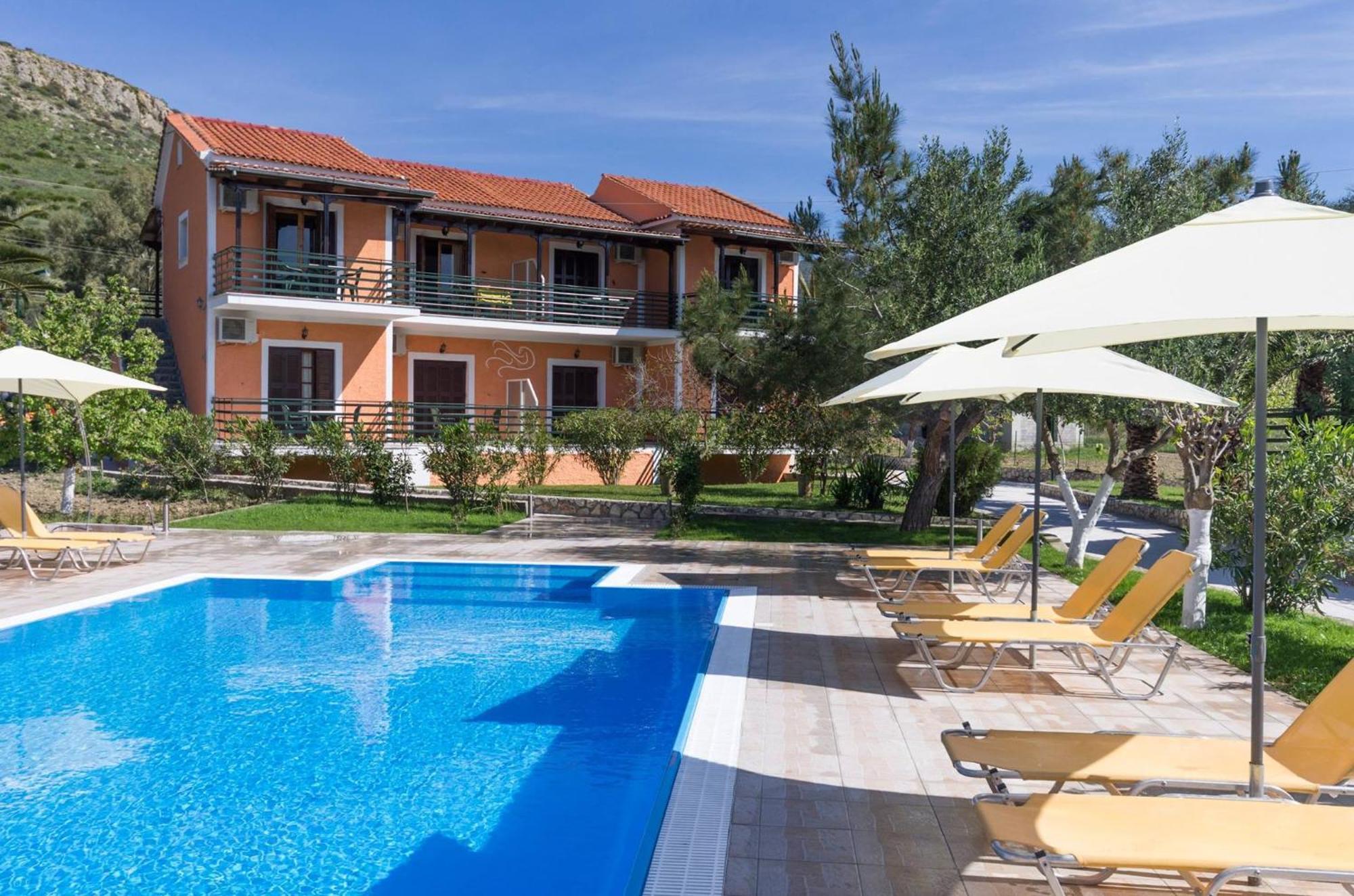 Peristera Aparthotel