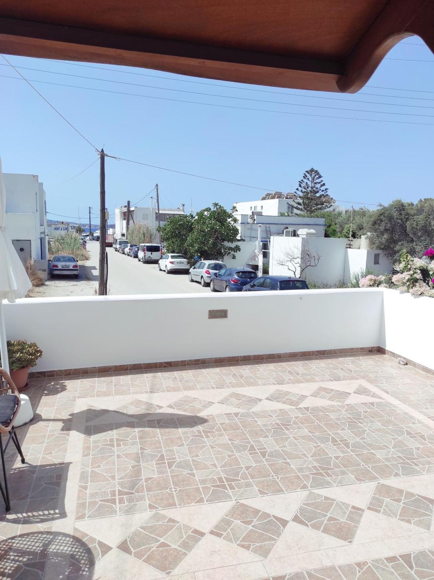 Vythos Apartment Adamantas (Milos)