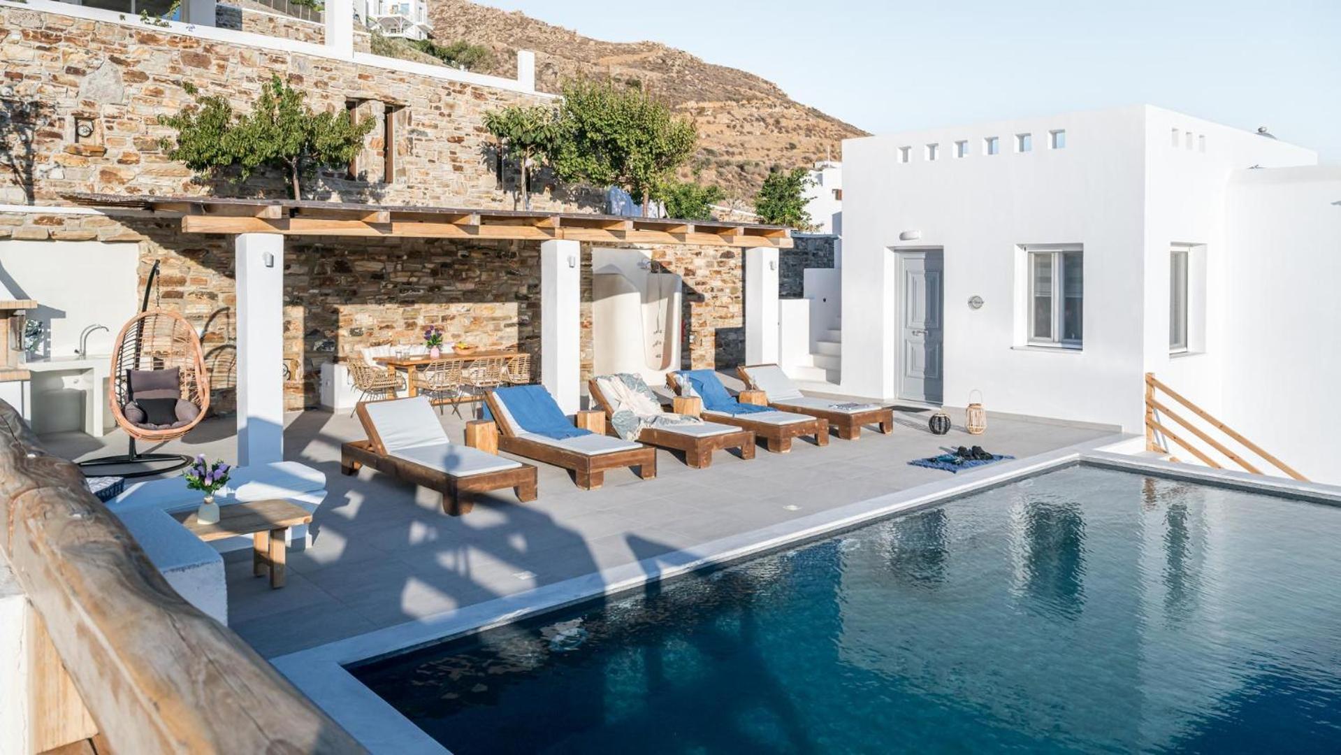 Villa Naxos Skyline Deluxe *