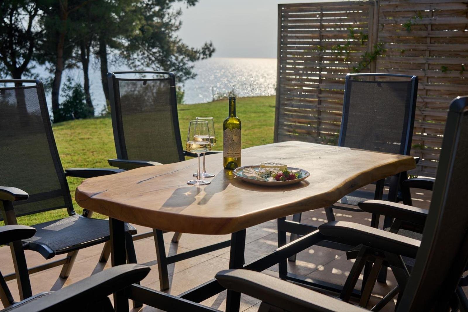 Summerday Private Villa *