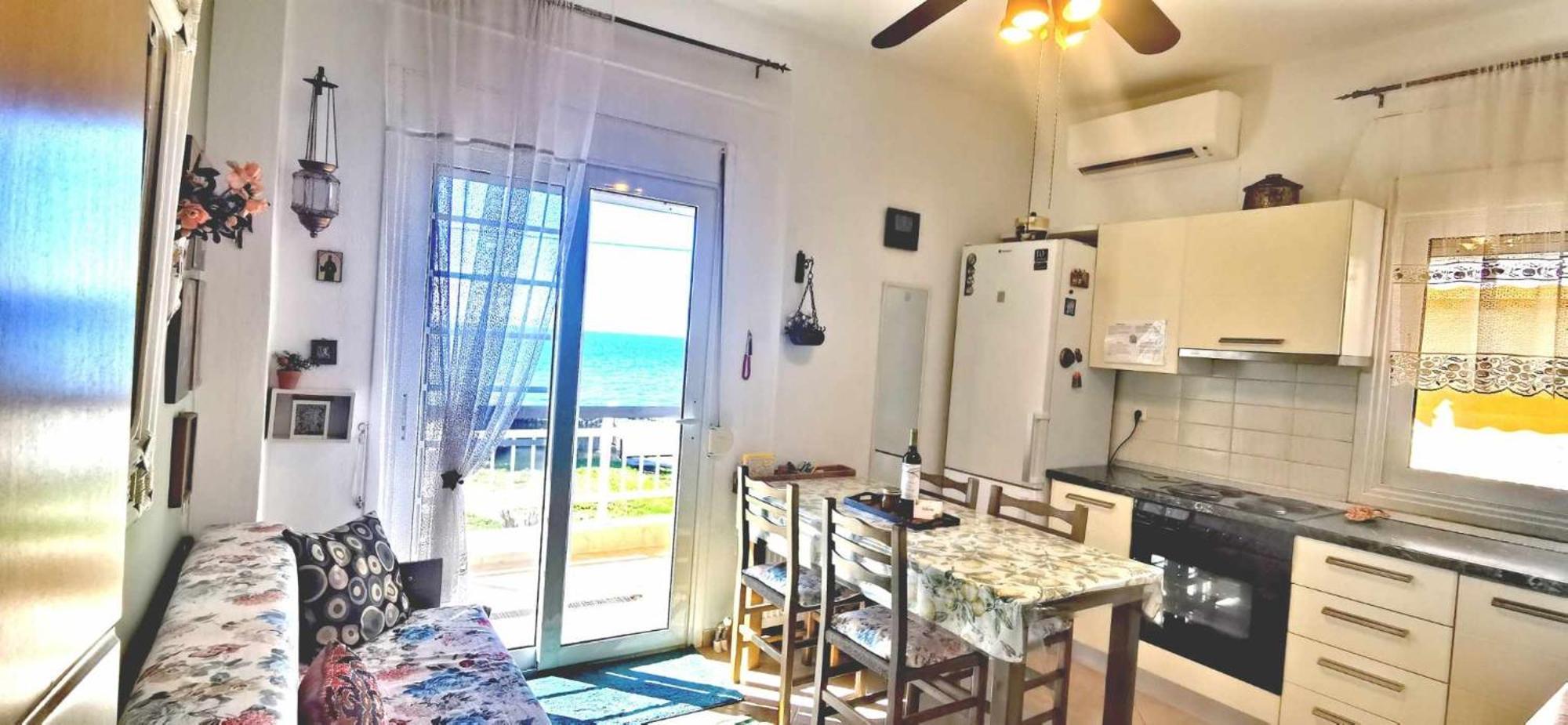 Apartment Metamorphosis - Halkidiki On The