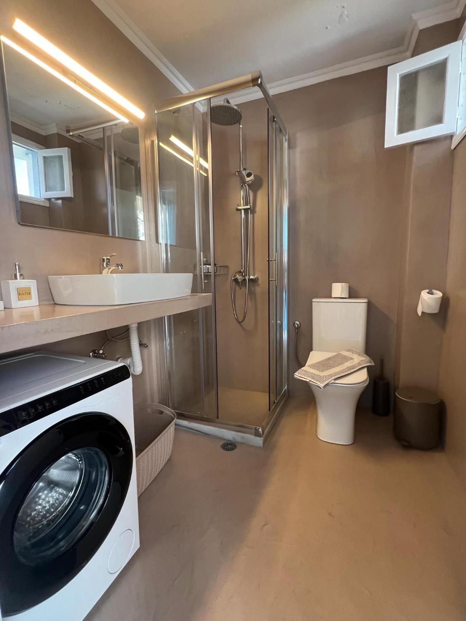 Ritzi Apartment