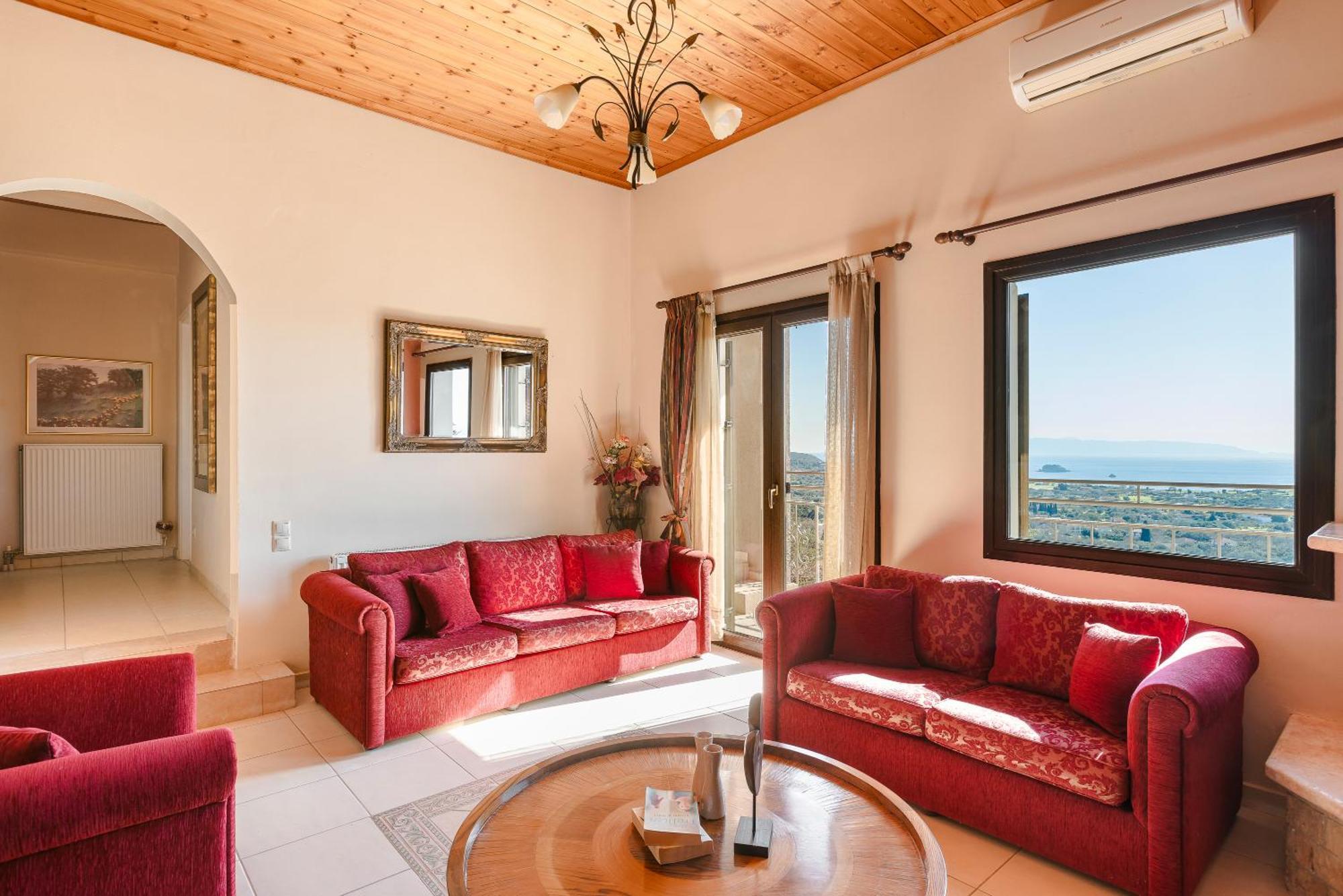 Vivian's Endless View Apartment