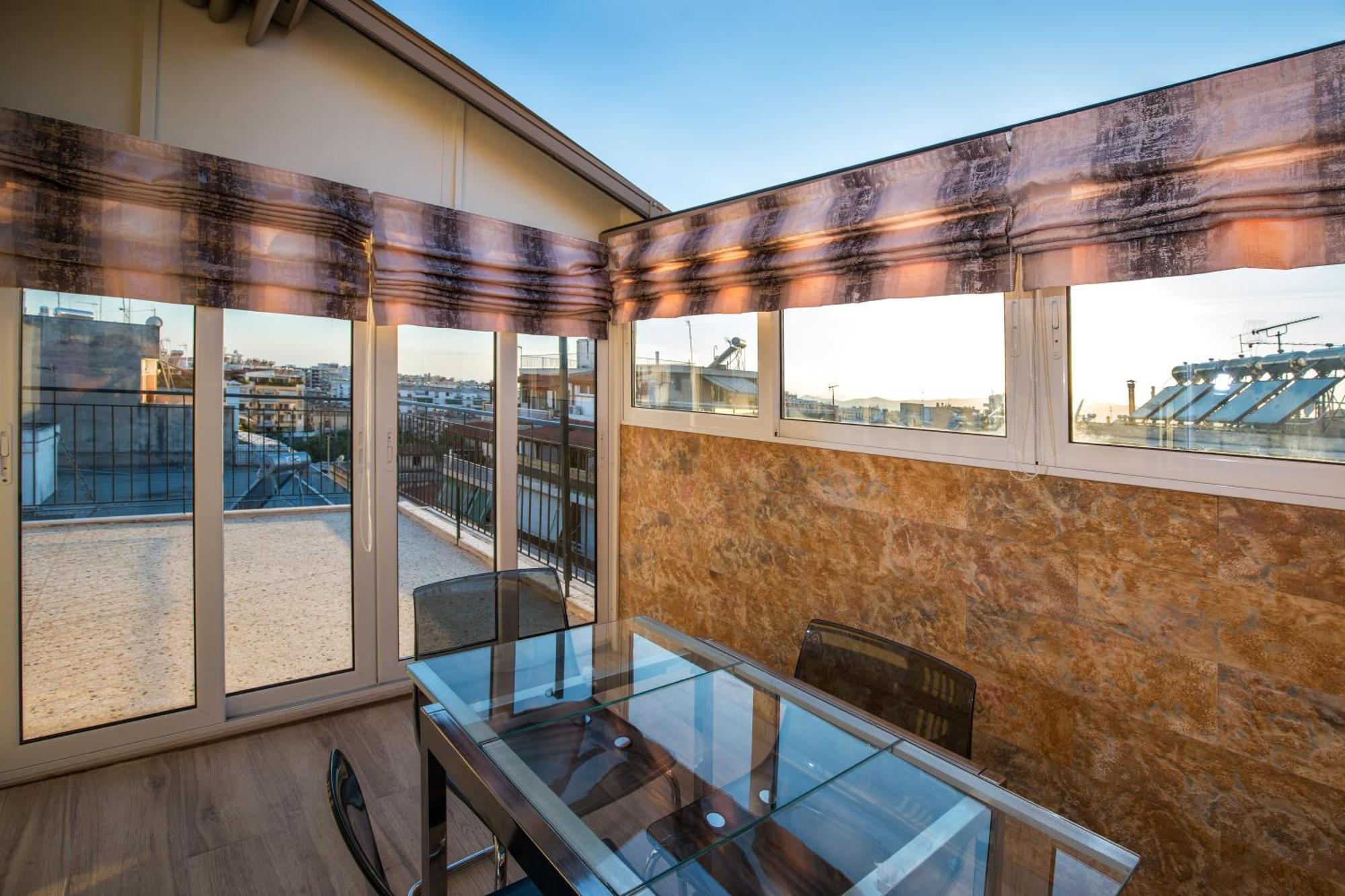 Apartment Cosy With Terrace Near Metro Station
