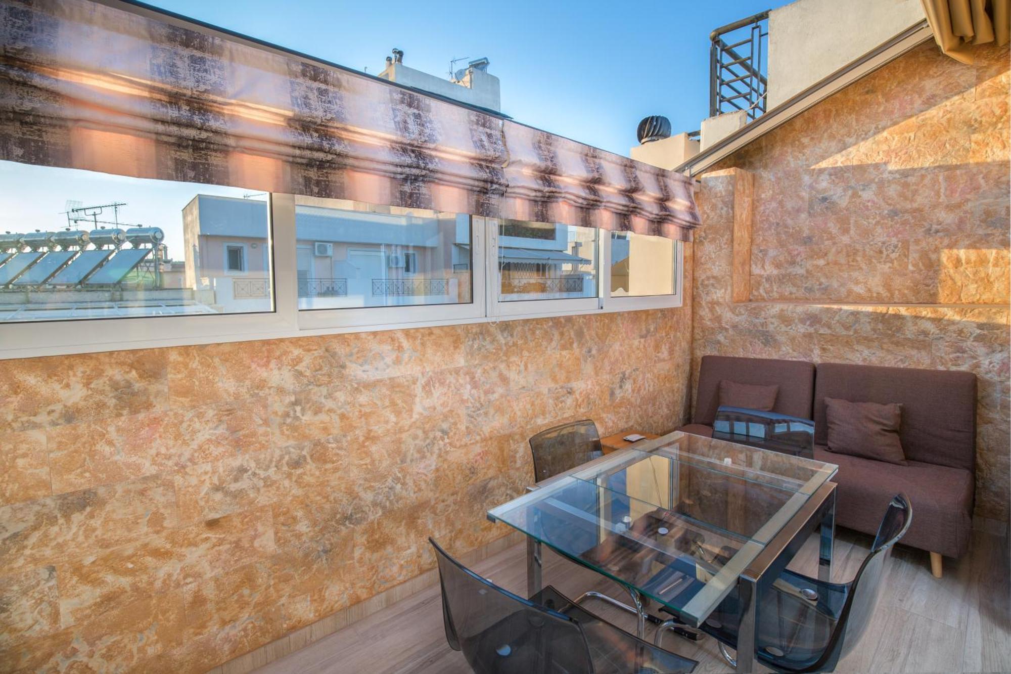 Cosy With Terrace Near Metro Station Athens