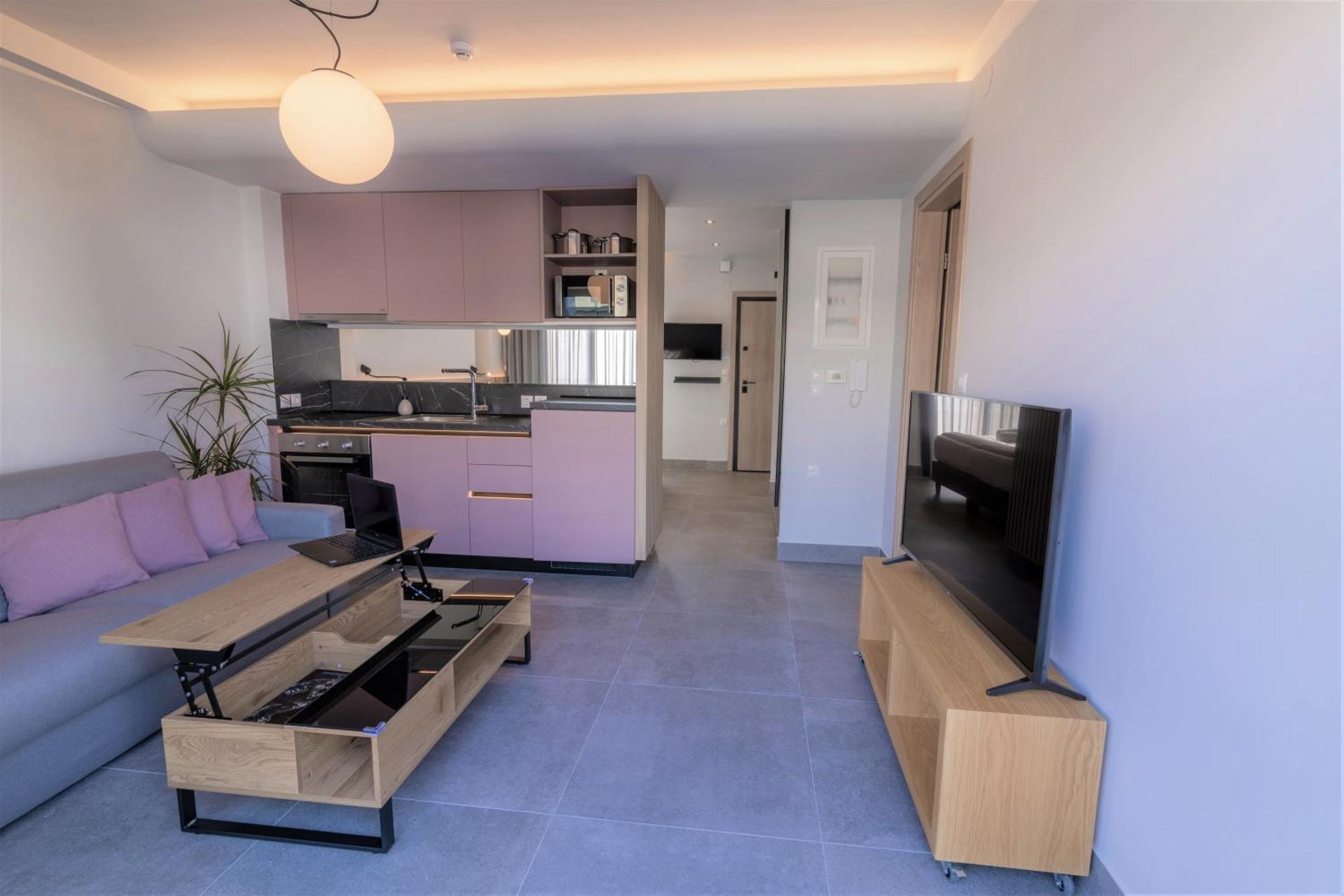 Aeson Premium Living *
