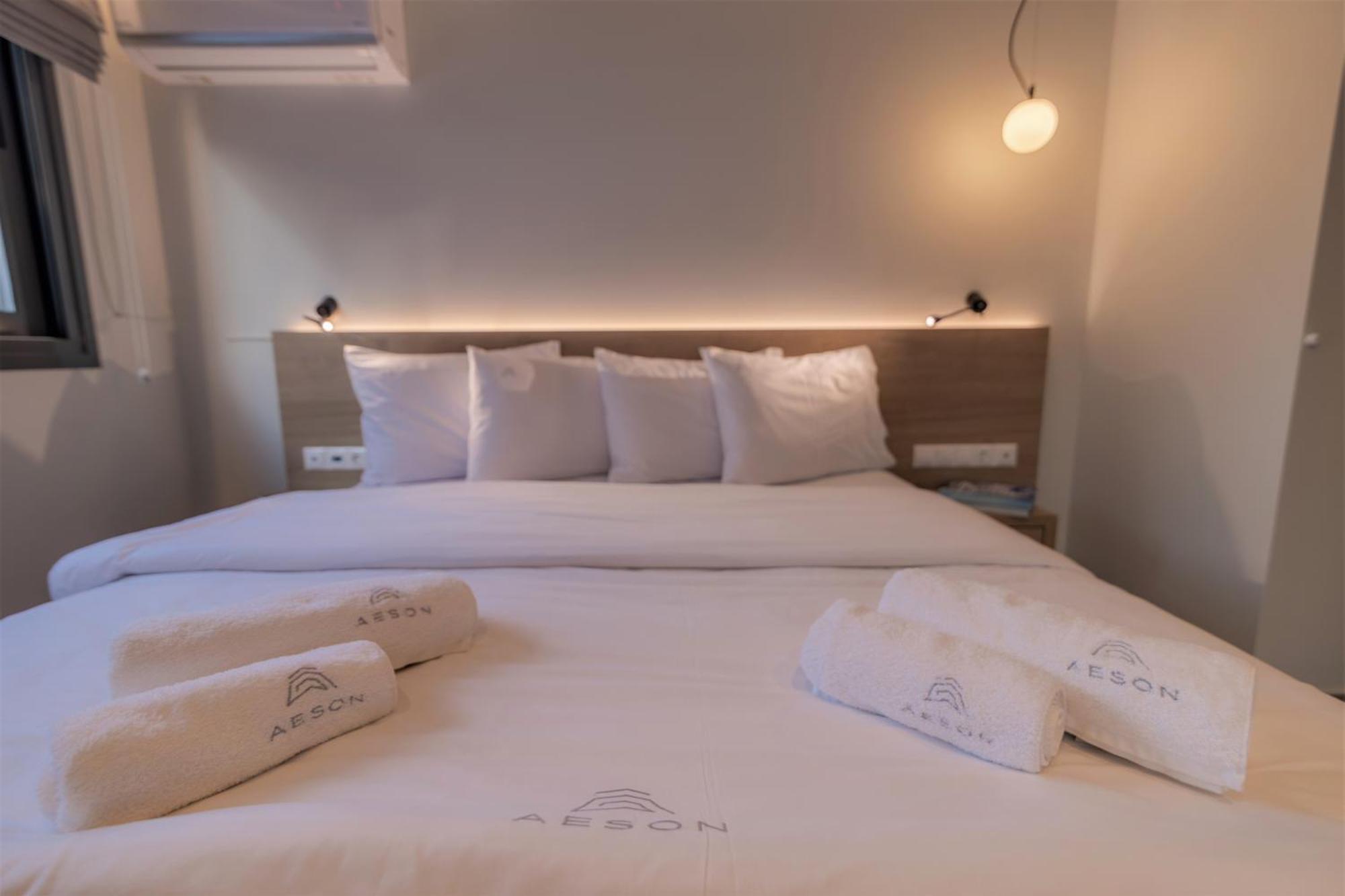 Aeson Premium Living *
