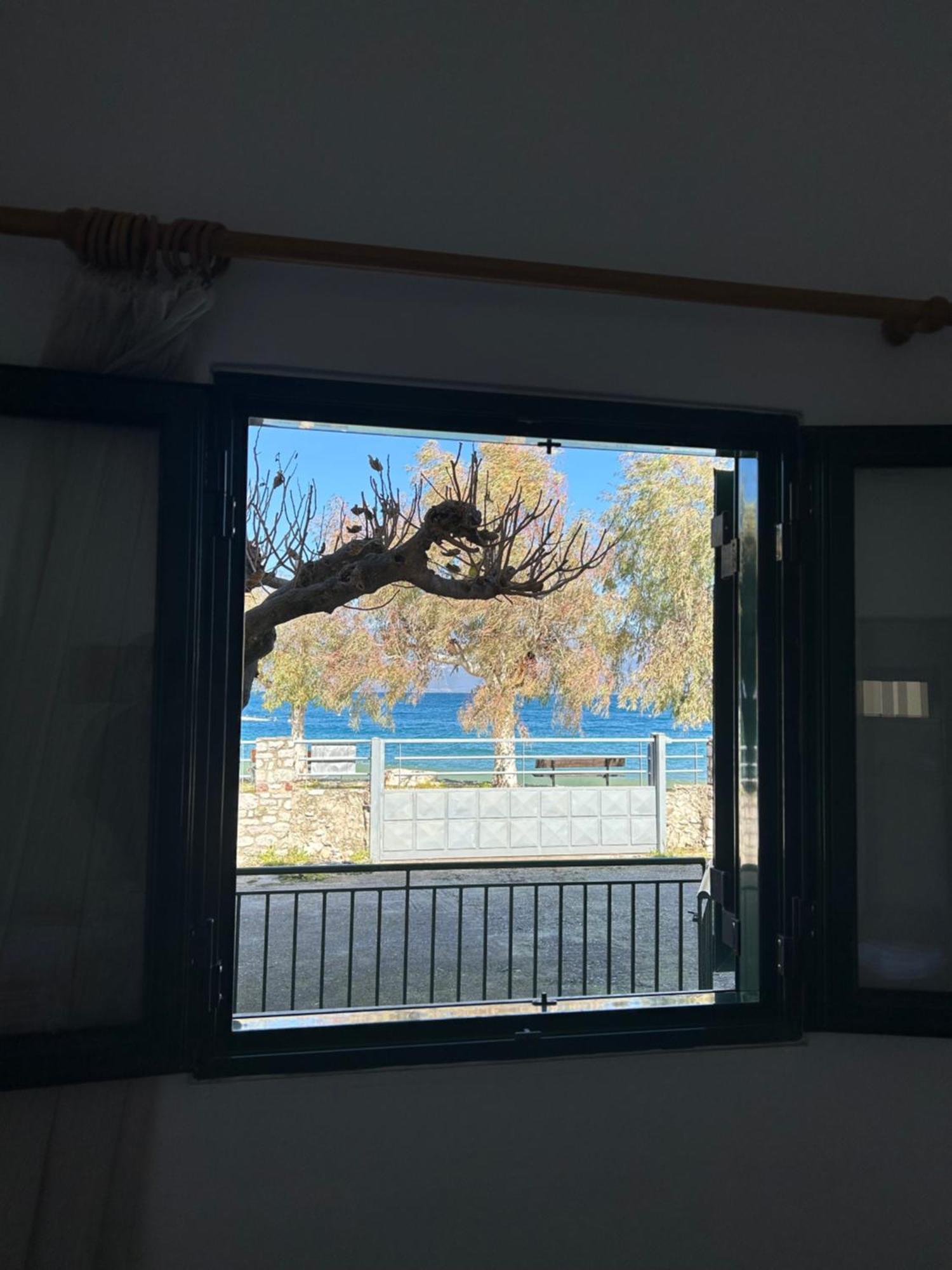 φλοίσβος Apartment Selianitika