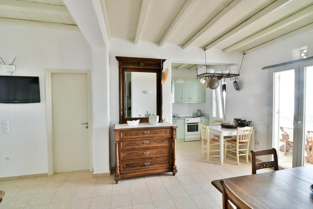 Akrotiraki Villas