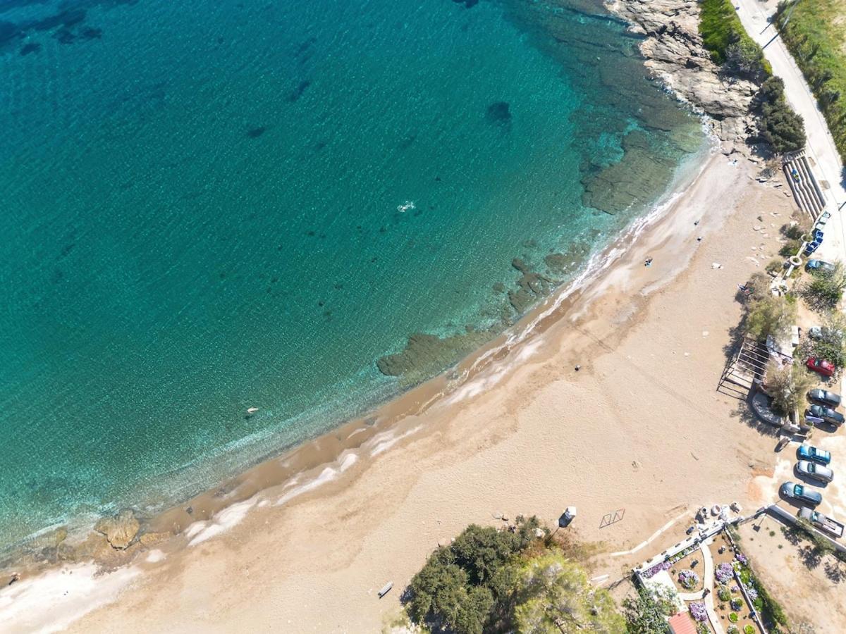 Limanaki Lavrion Port *
