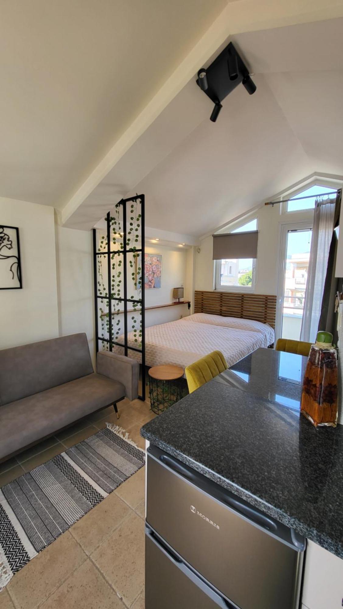 Apartment Vivere Terrace Seaside Kalamata Farai
