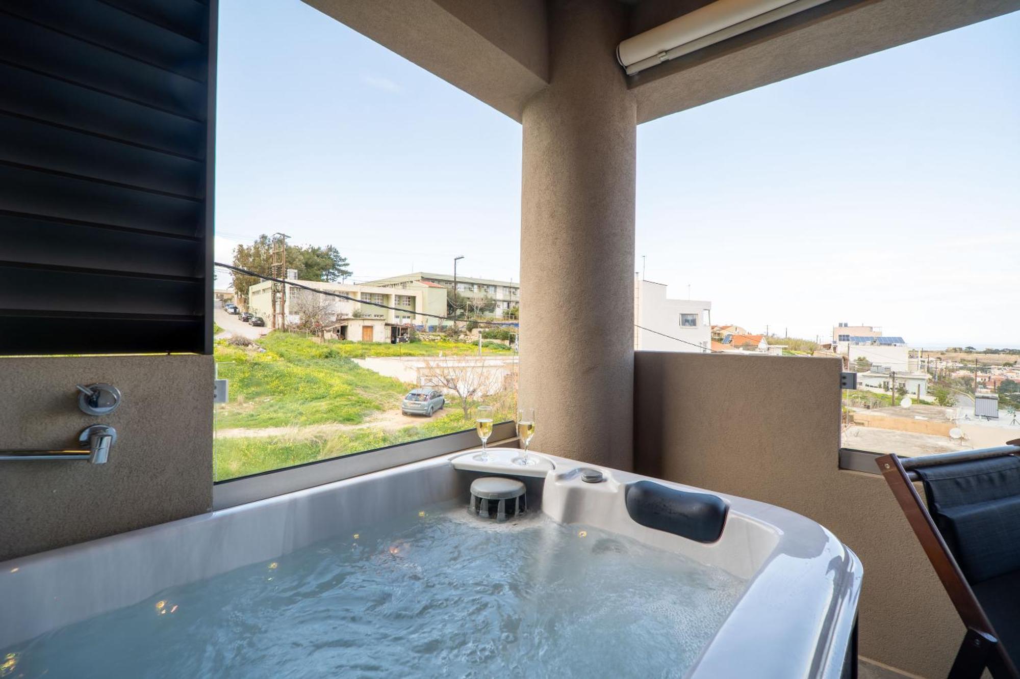 Eros Luxury Apartment *