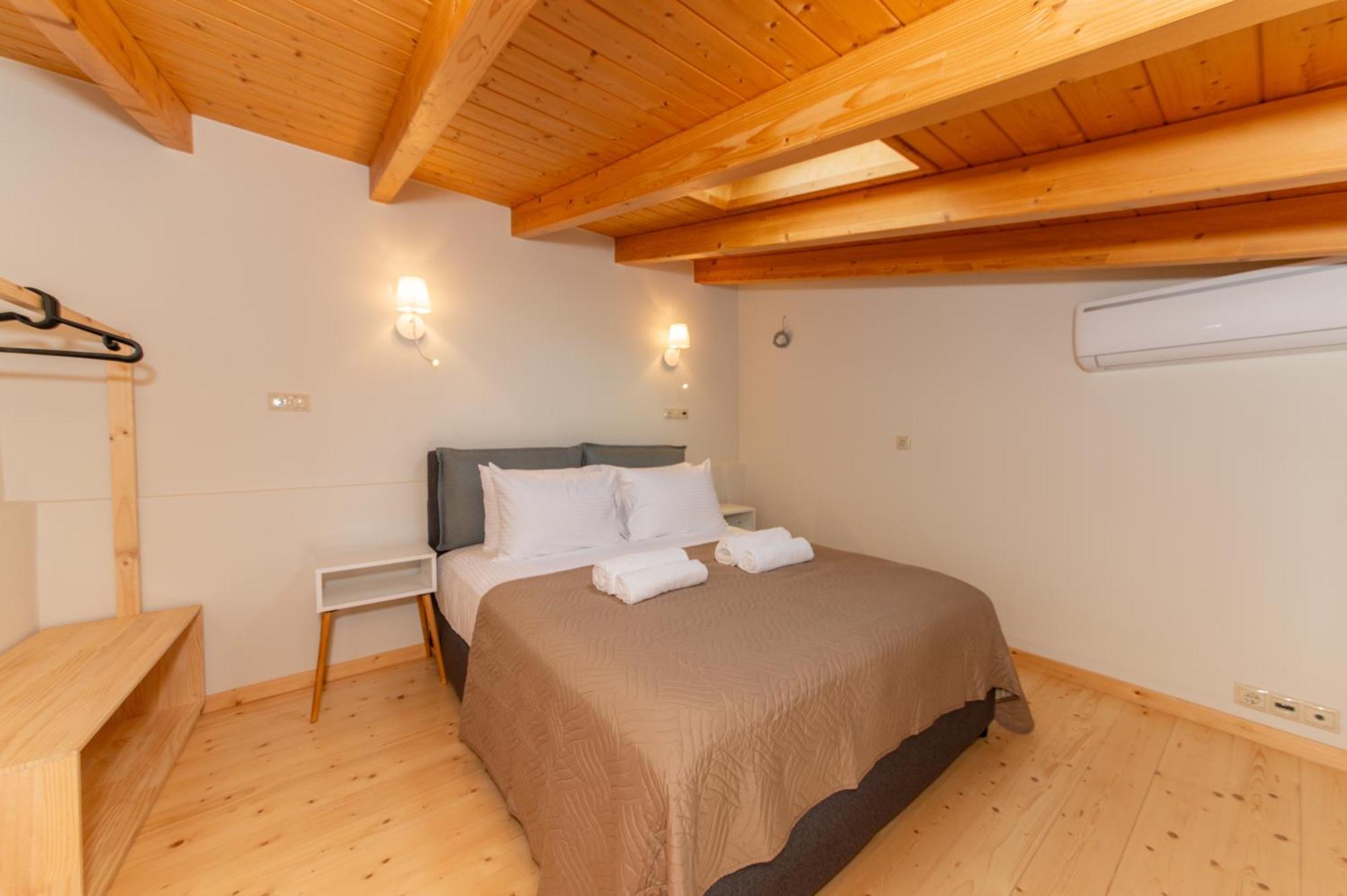 Apartment Mirabilis Vasiliki (Lefkada)