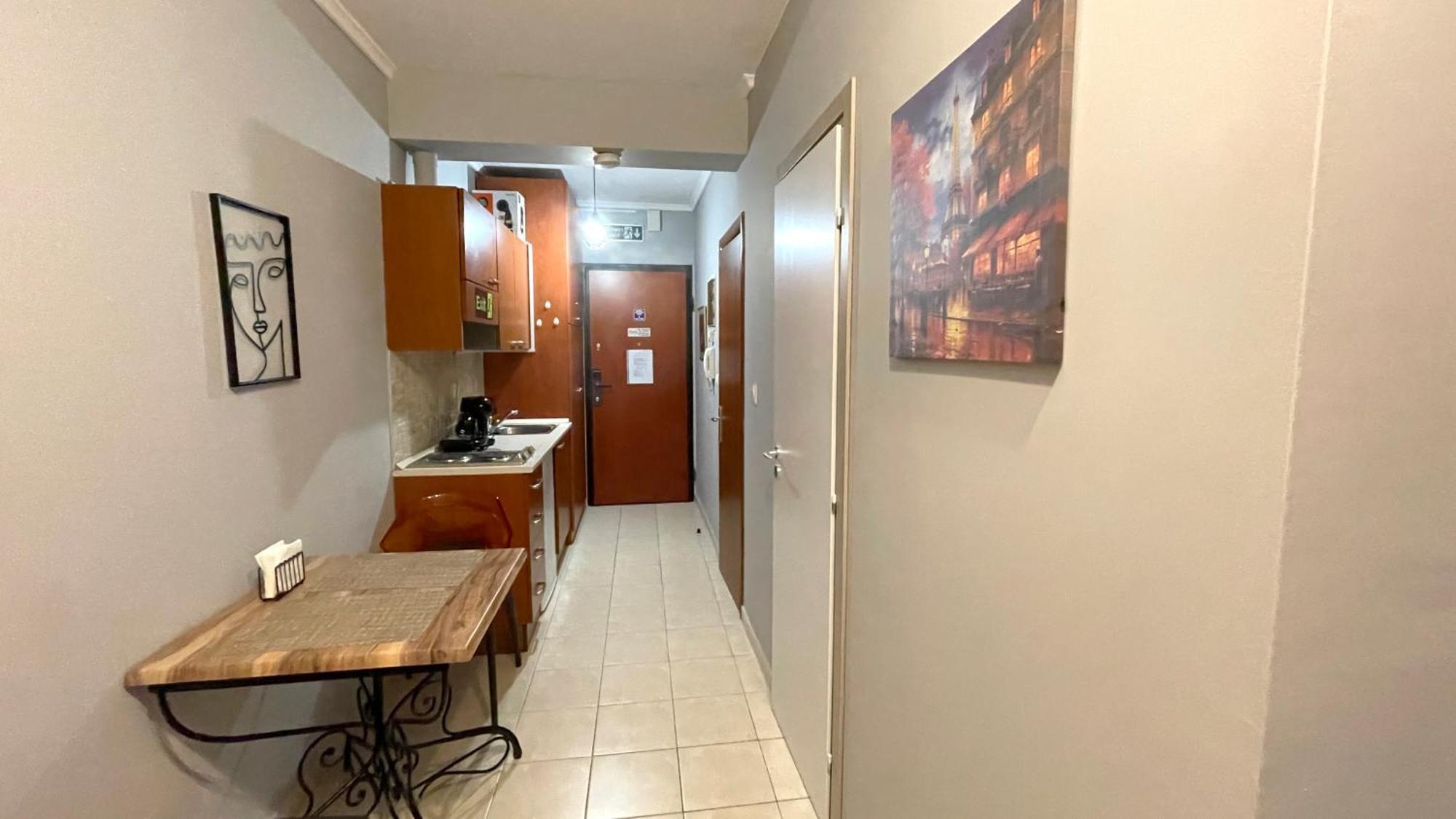 Thea Apartment