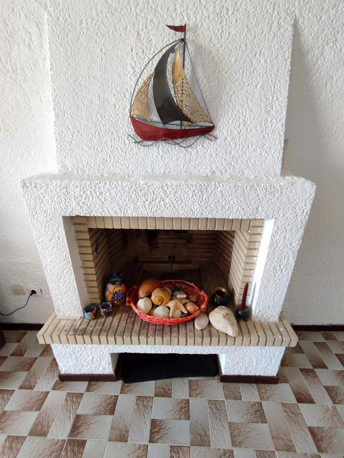 Beachfront Charming Maisonette Mola Kalyva