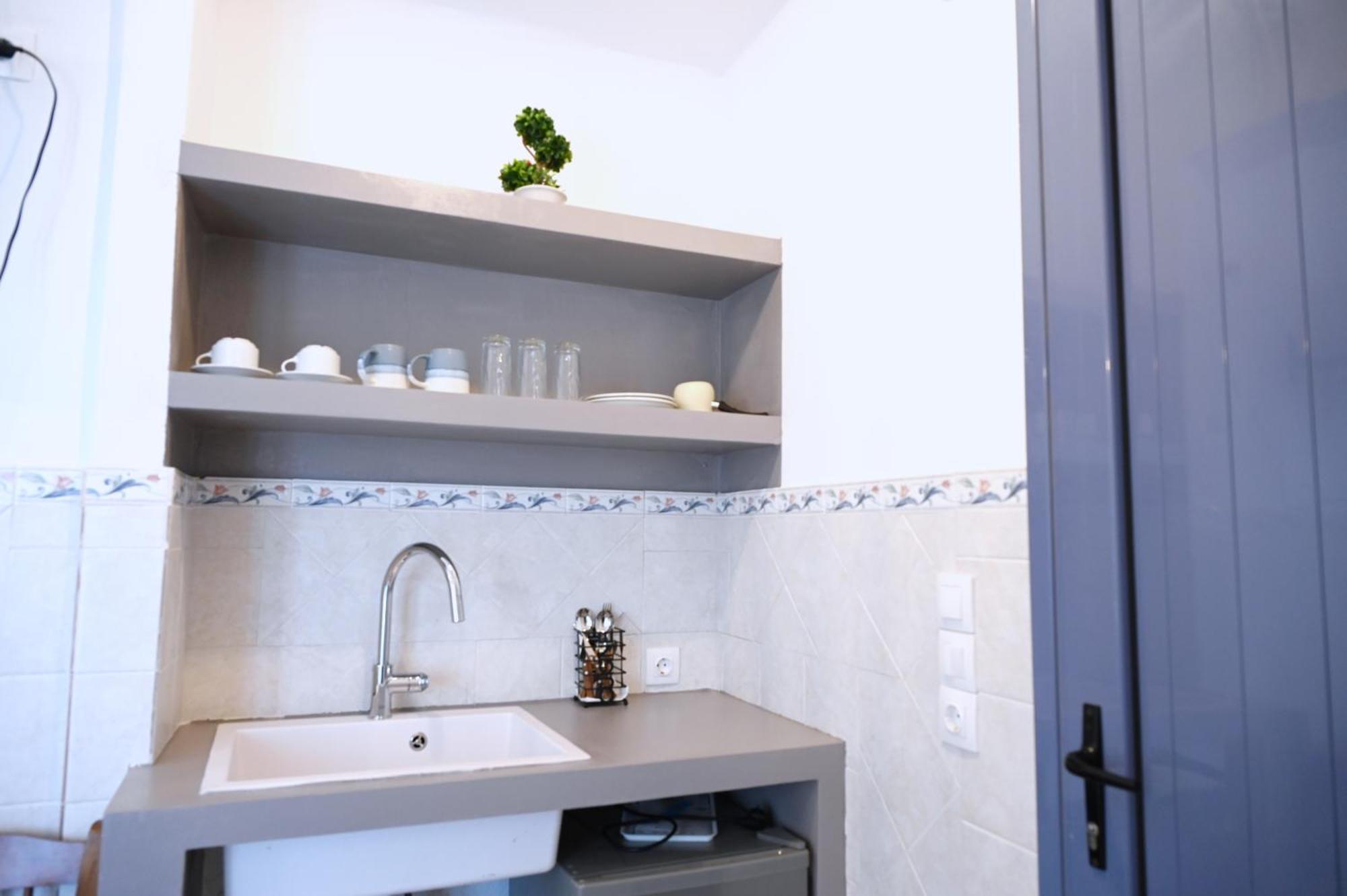 Oneiro Kythnos Bed & Breakfast Kanala