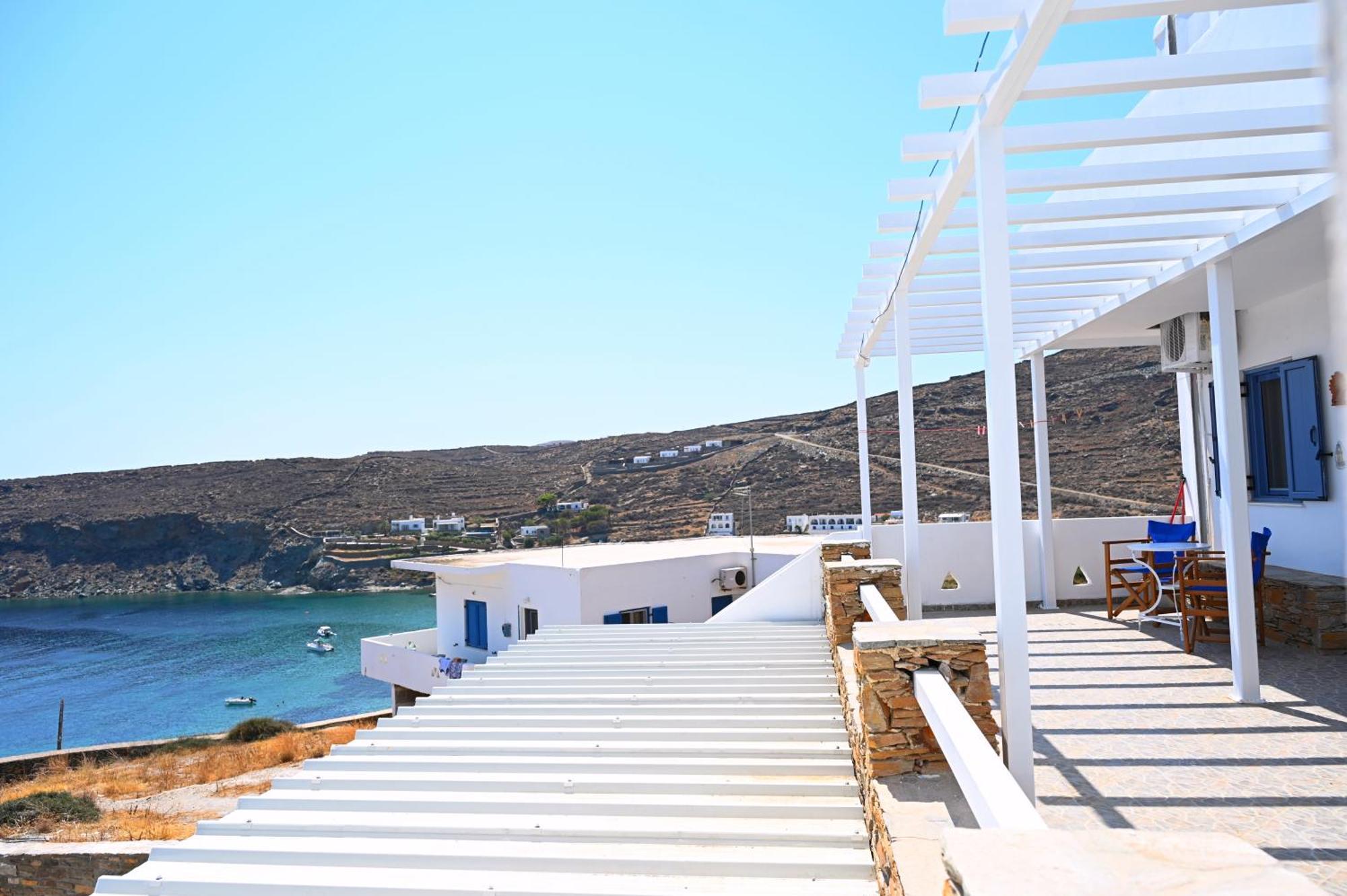 Bed & Breakfast Oneiro Kythnos