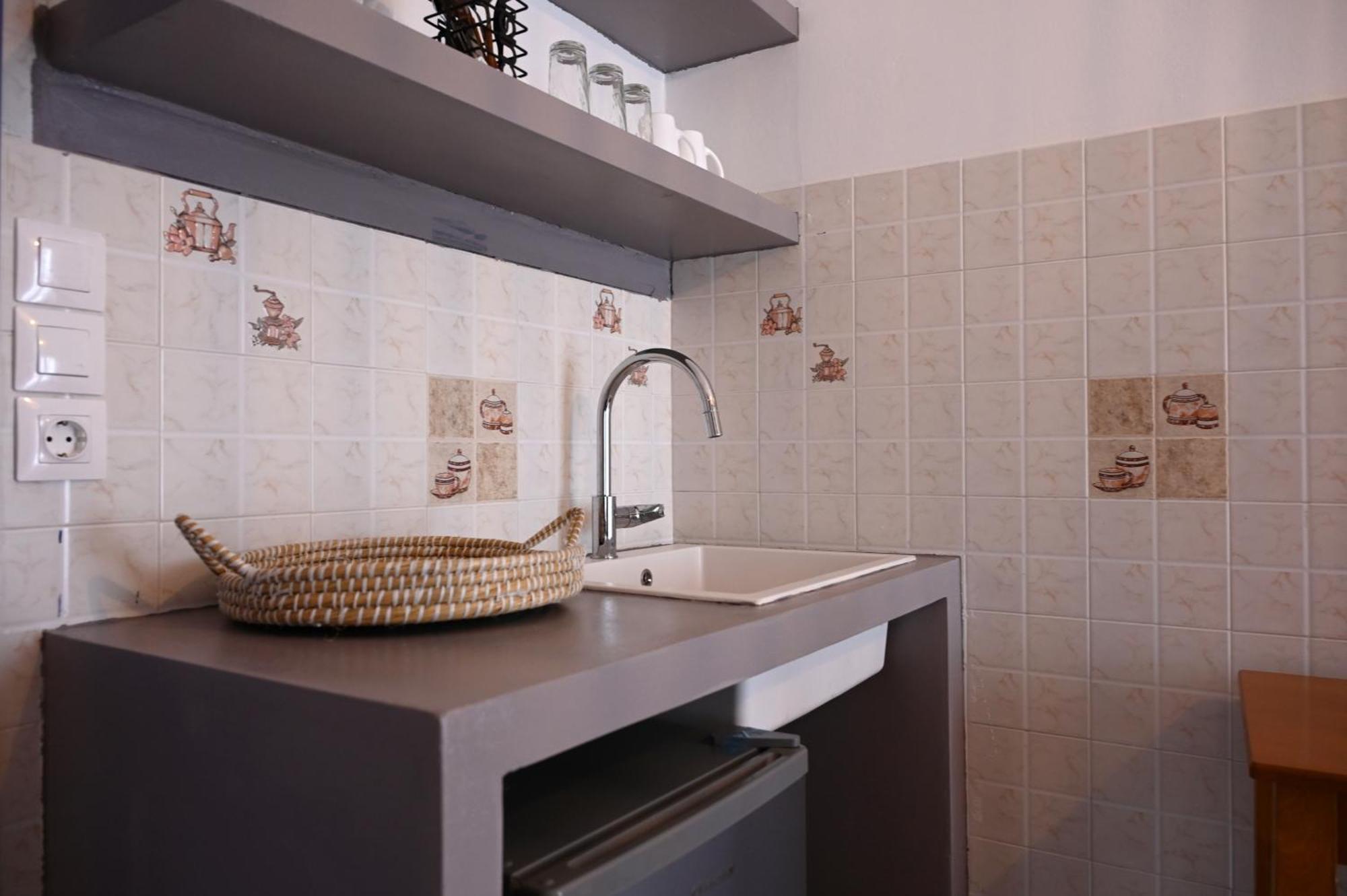 Oneiro Kythnos Bed & Breakfast Kanala