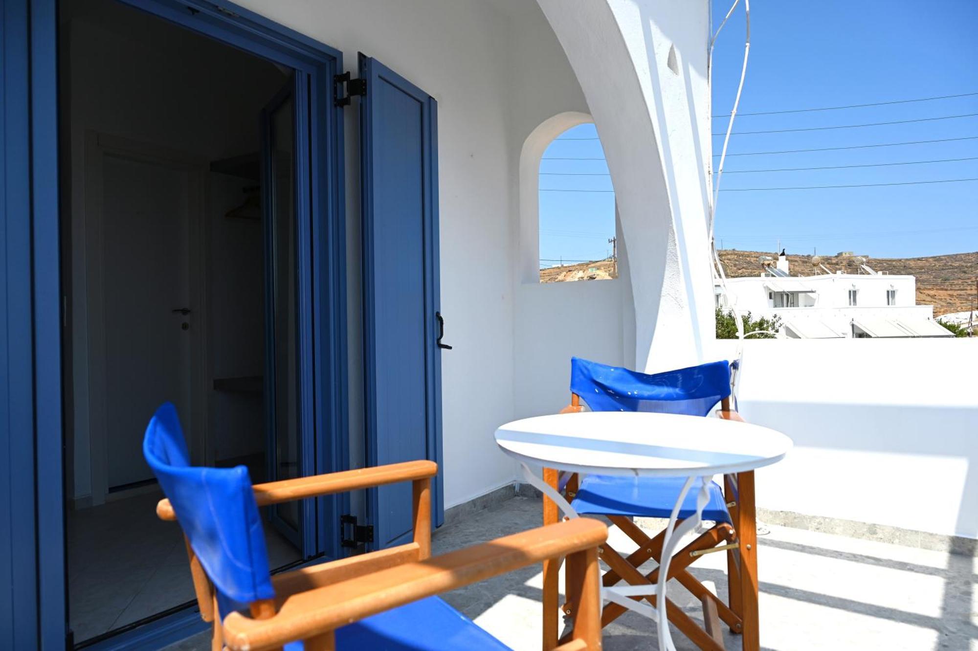Oneiro Kythnos *