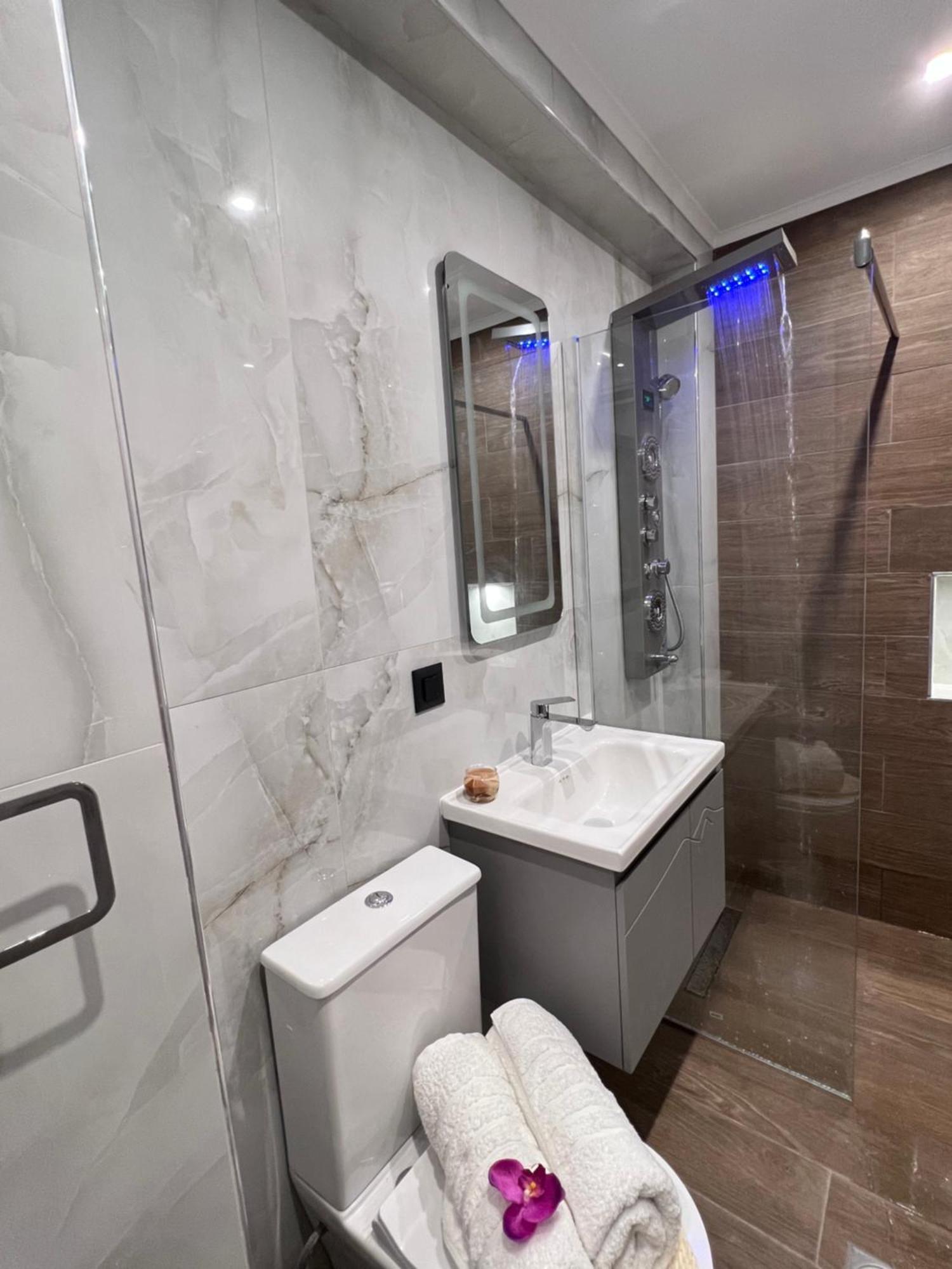 Odyssea Front Apartment Kremasti (Rhodes)