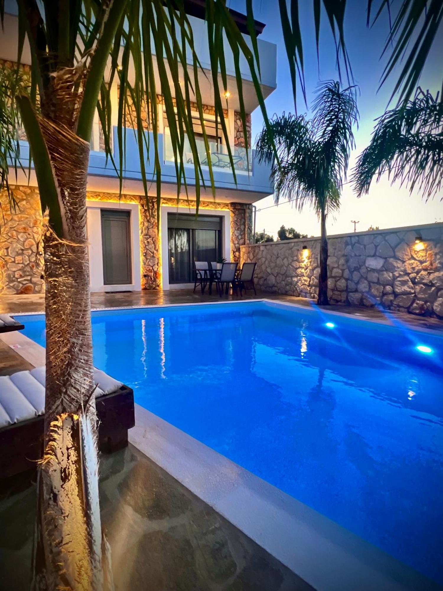 Odyssea Front * Kremasti (Rhodes)