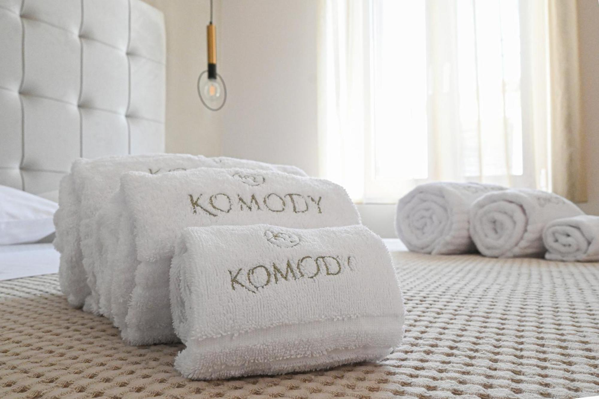 Komody * Delphi