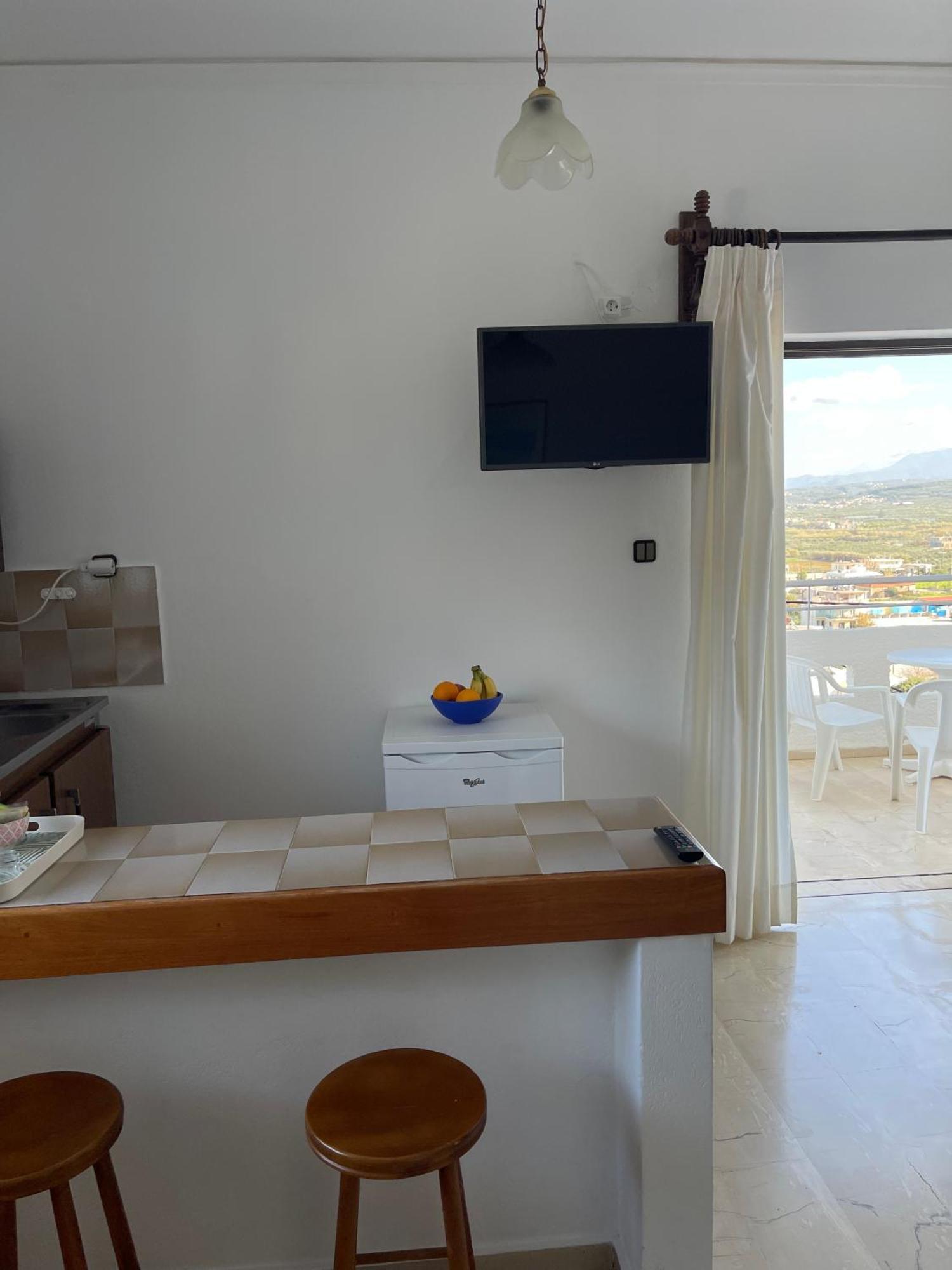 Aeolos Aparthotel 2*