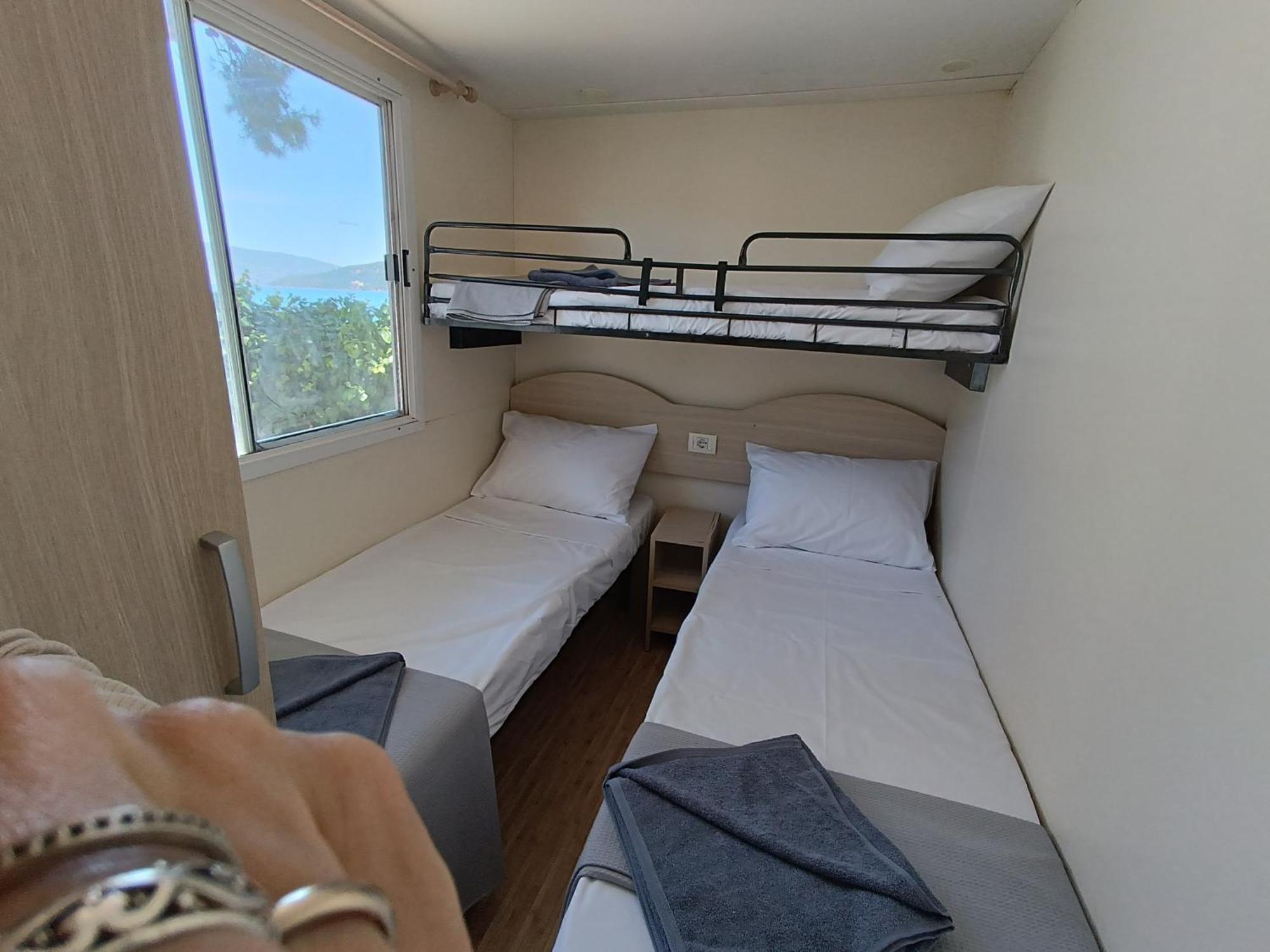 Campsite Karavomilos