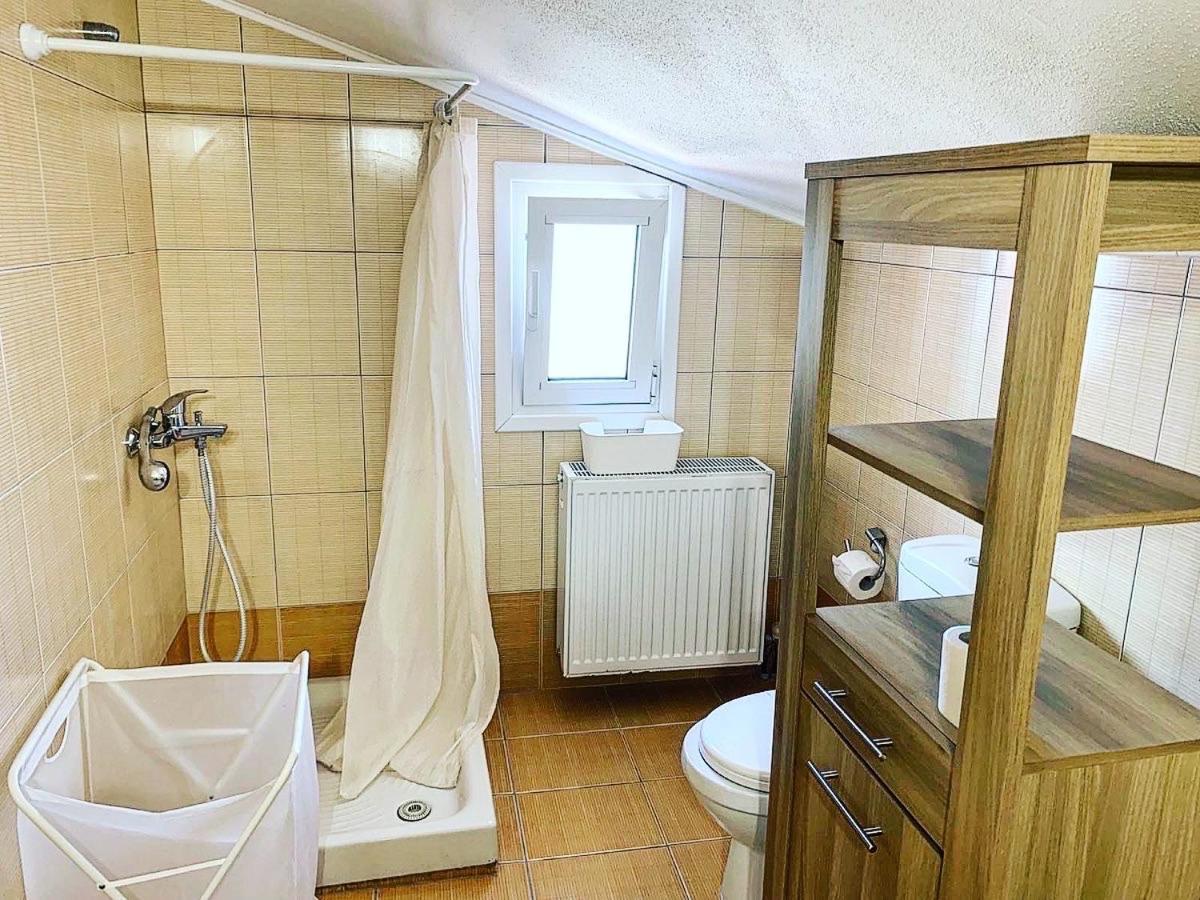 Avenia Potidea Apartment