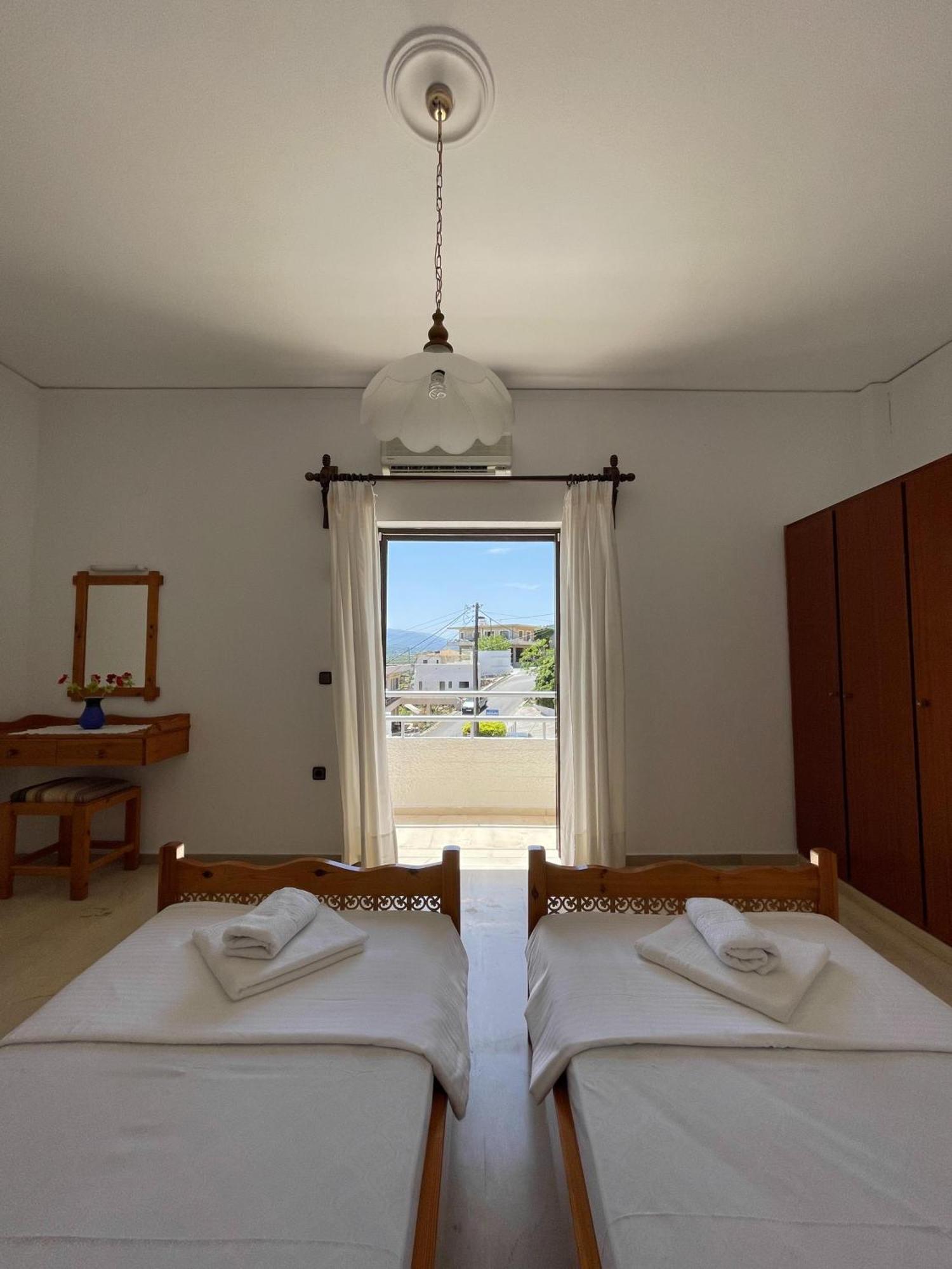 Aeolos Aparthotel