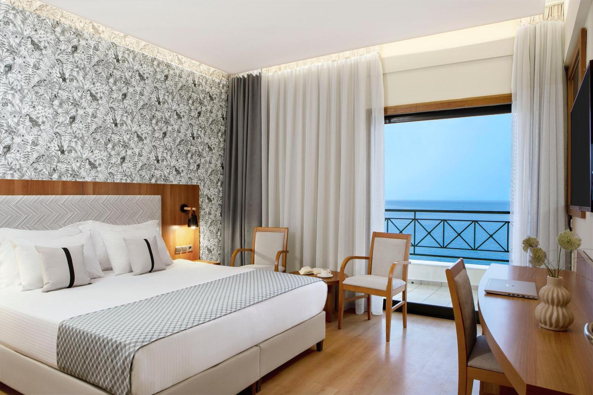 Hotel Ramada By Wyndham , Athens Club Attica Riviera Mati
