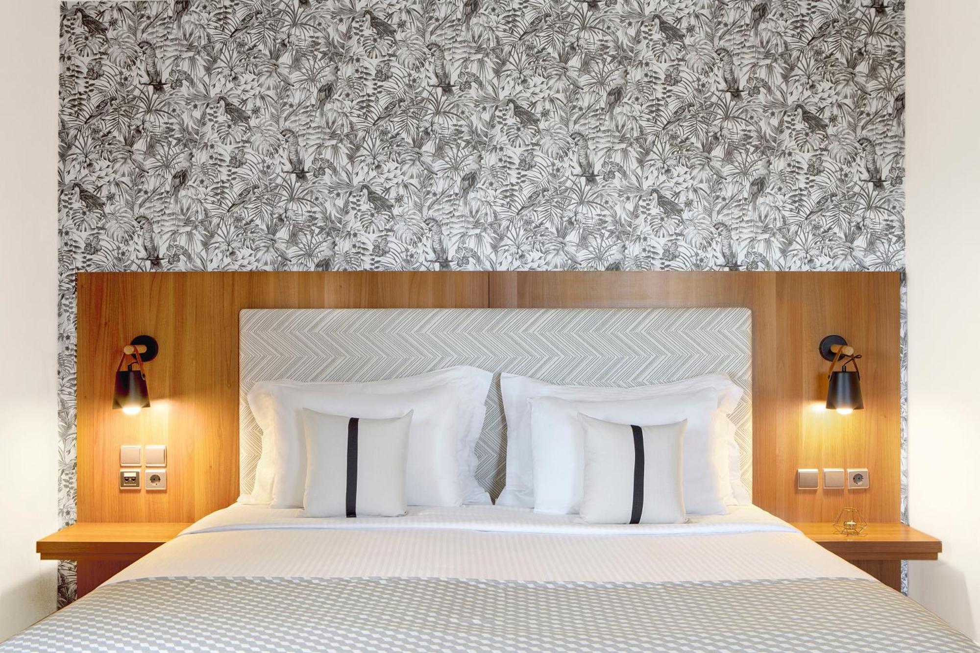 Hotel Ramada By Wyndham , Athens Club Attica Riviera 5*
