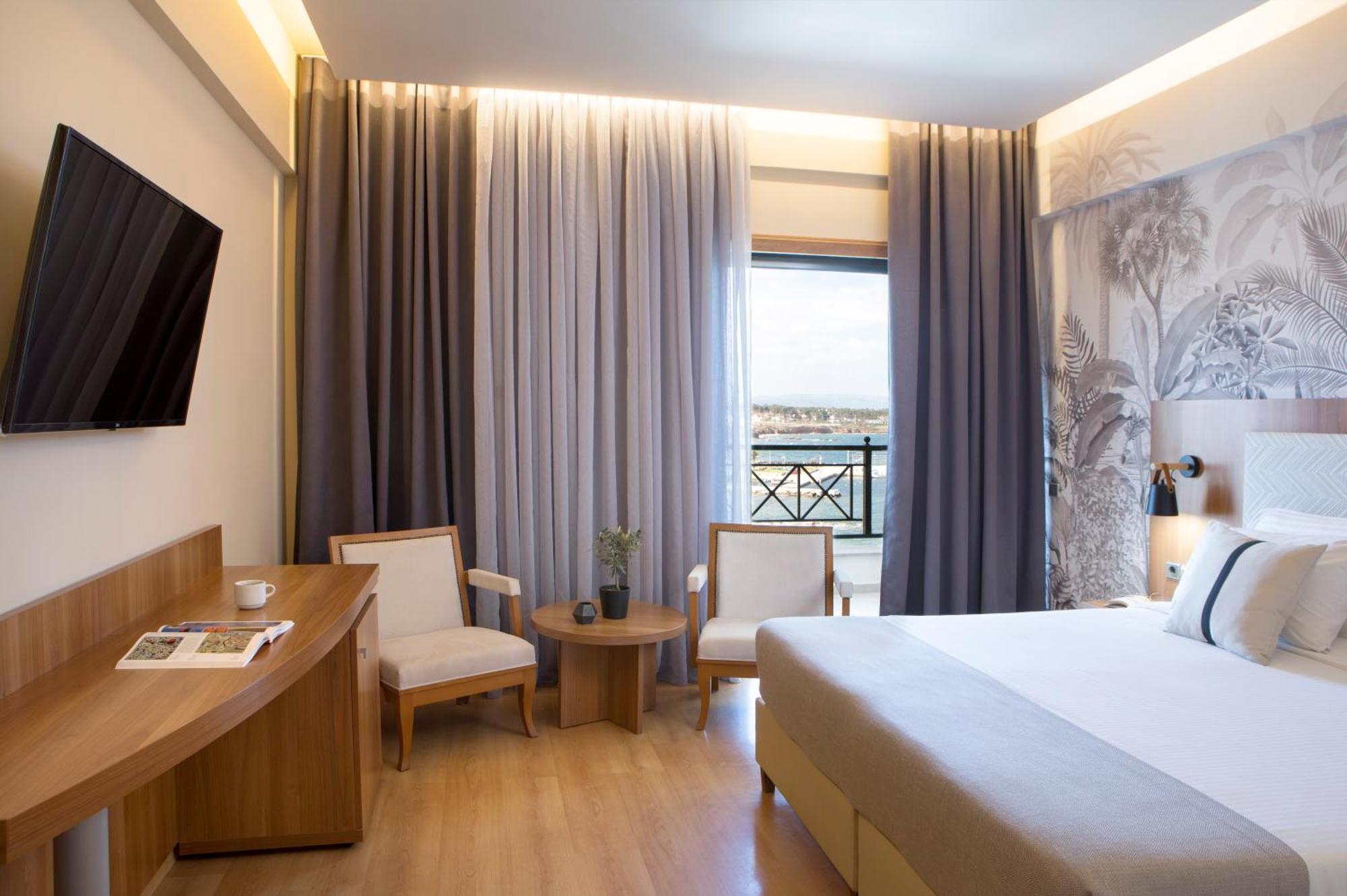 Ramada By Wyndham , Athens Club Attica Riviera 5*