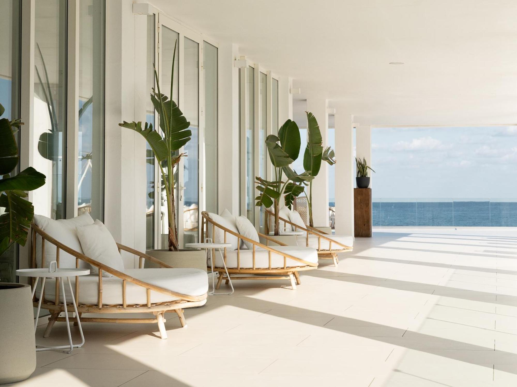 Grecotel Luxme White 5*