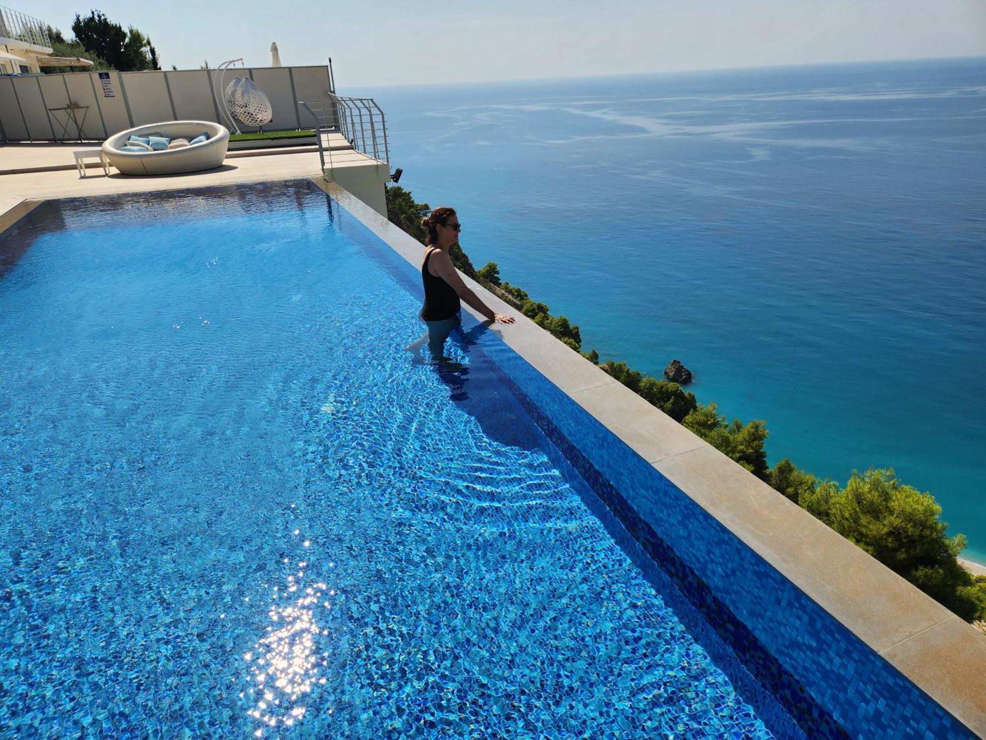Okeanos Luxury - * Athanion